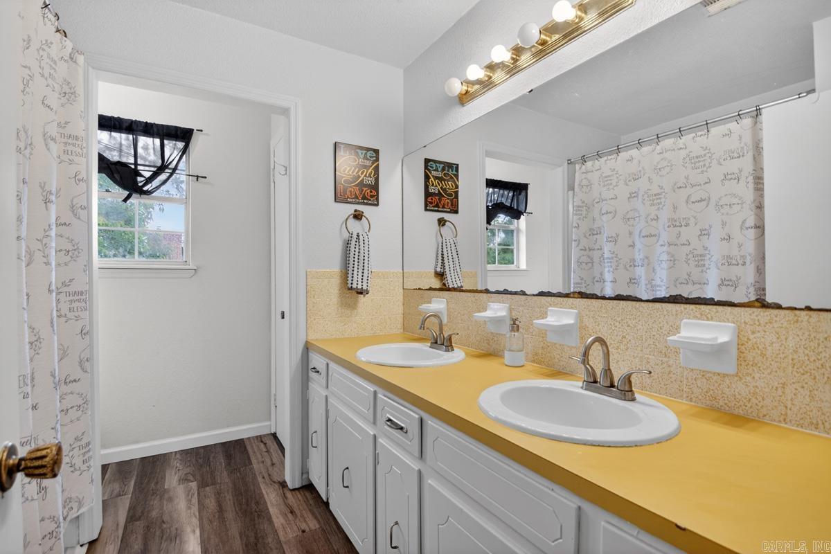 CARDINAL VALLEY - Residential