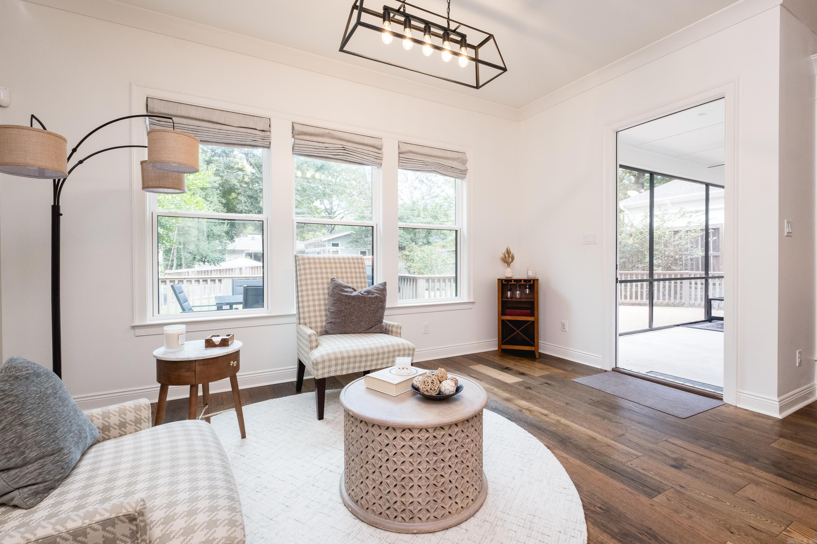 Hollywood - Residential