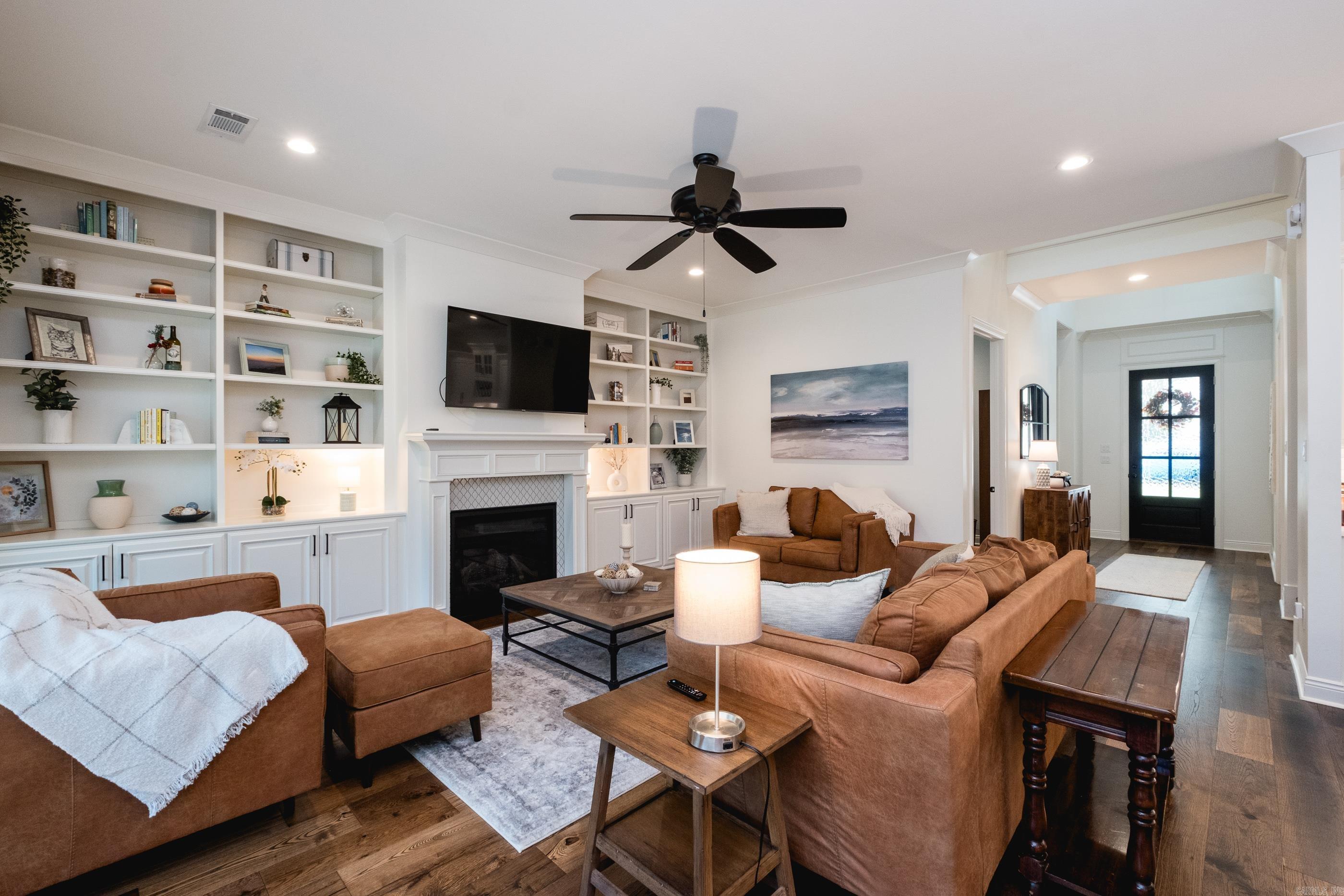 Hollywood - Residential