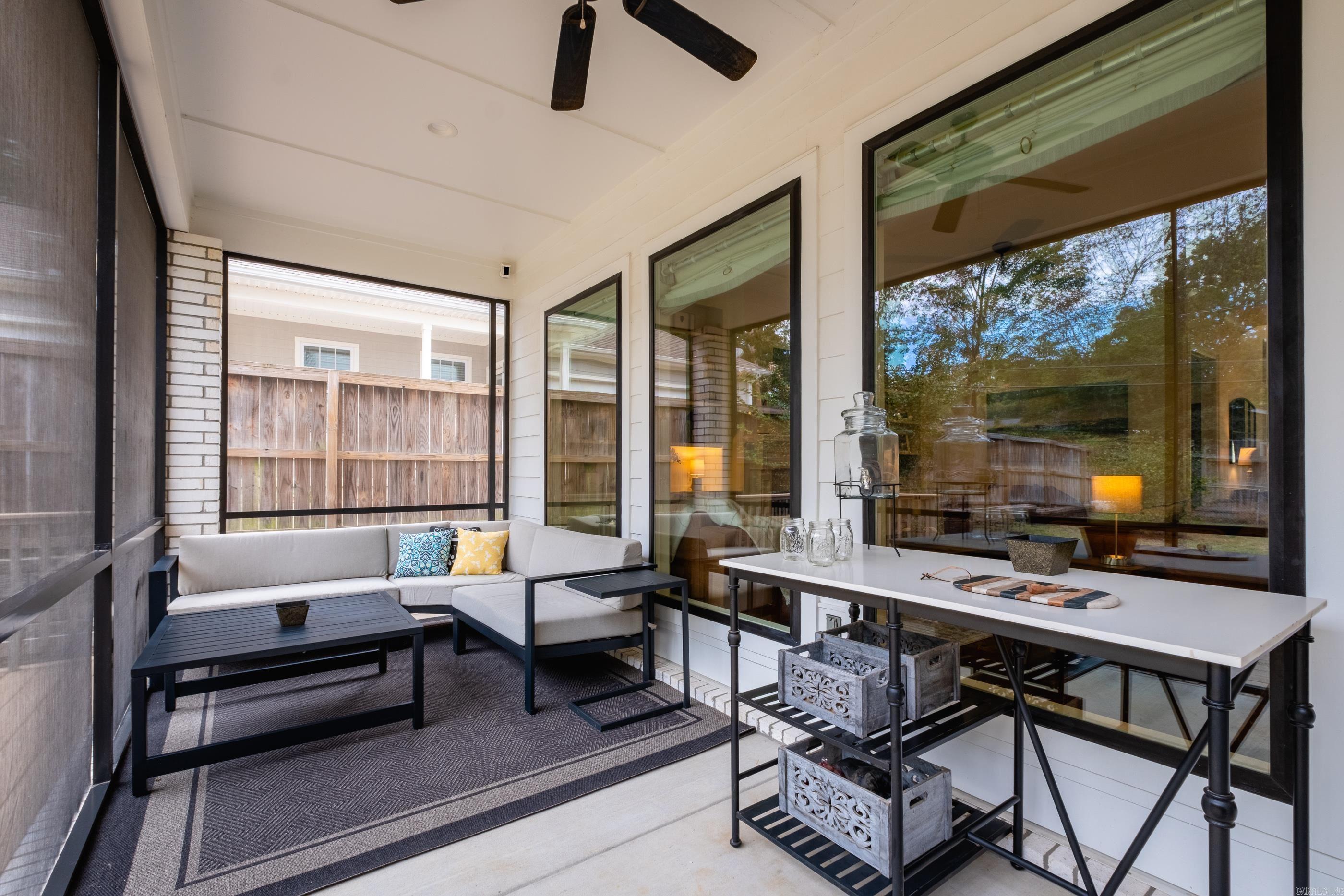 Hollywood - Residential