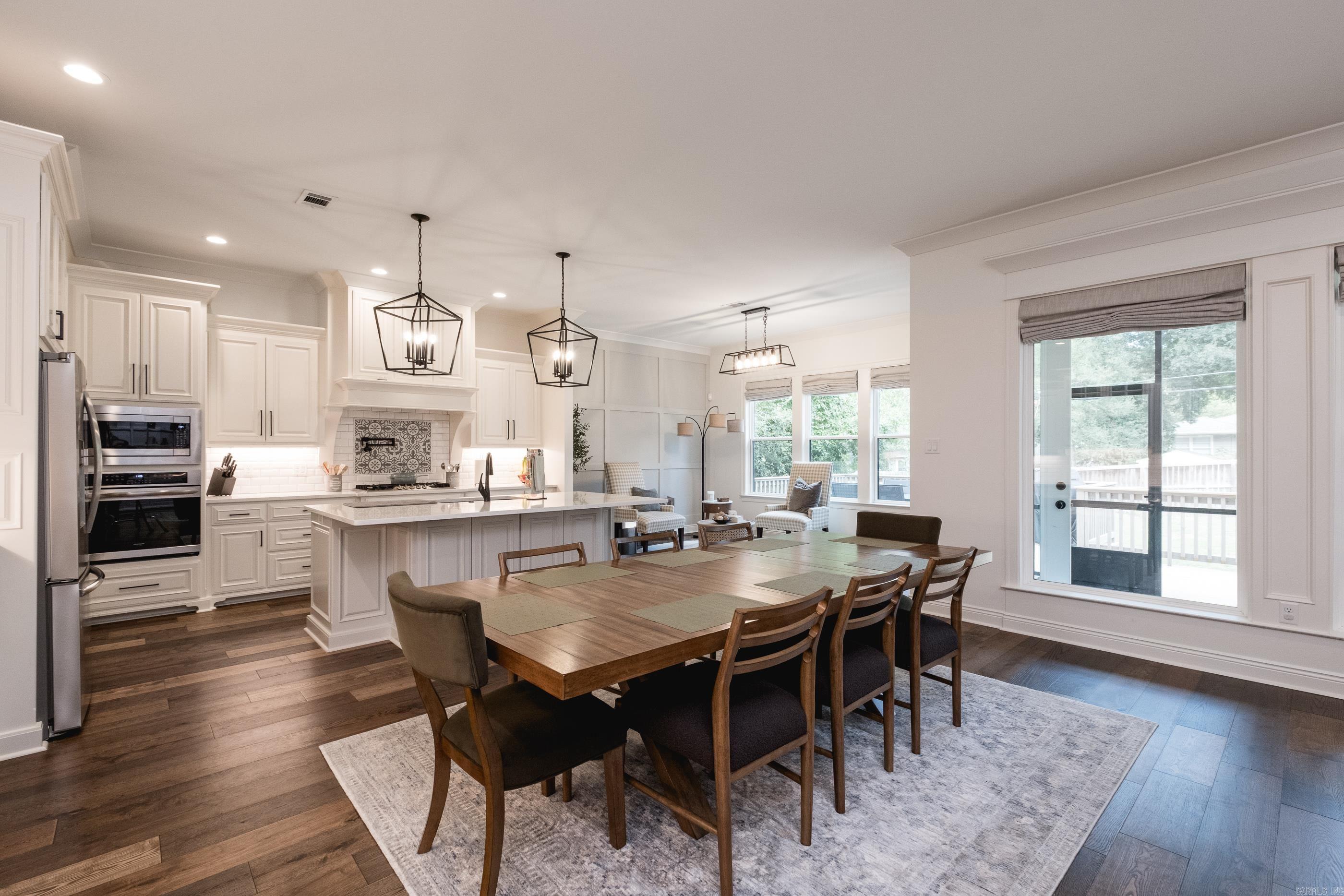 Hollywood - Residential