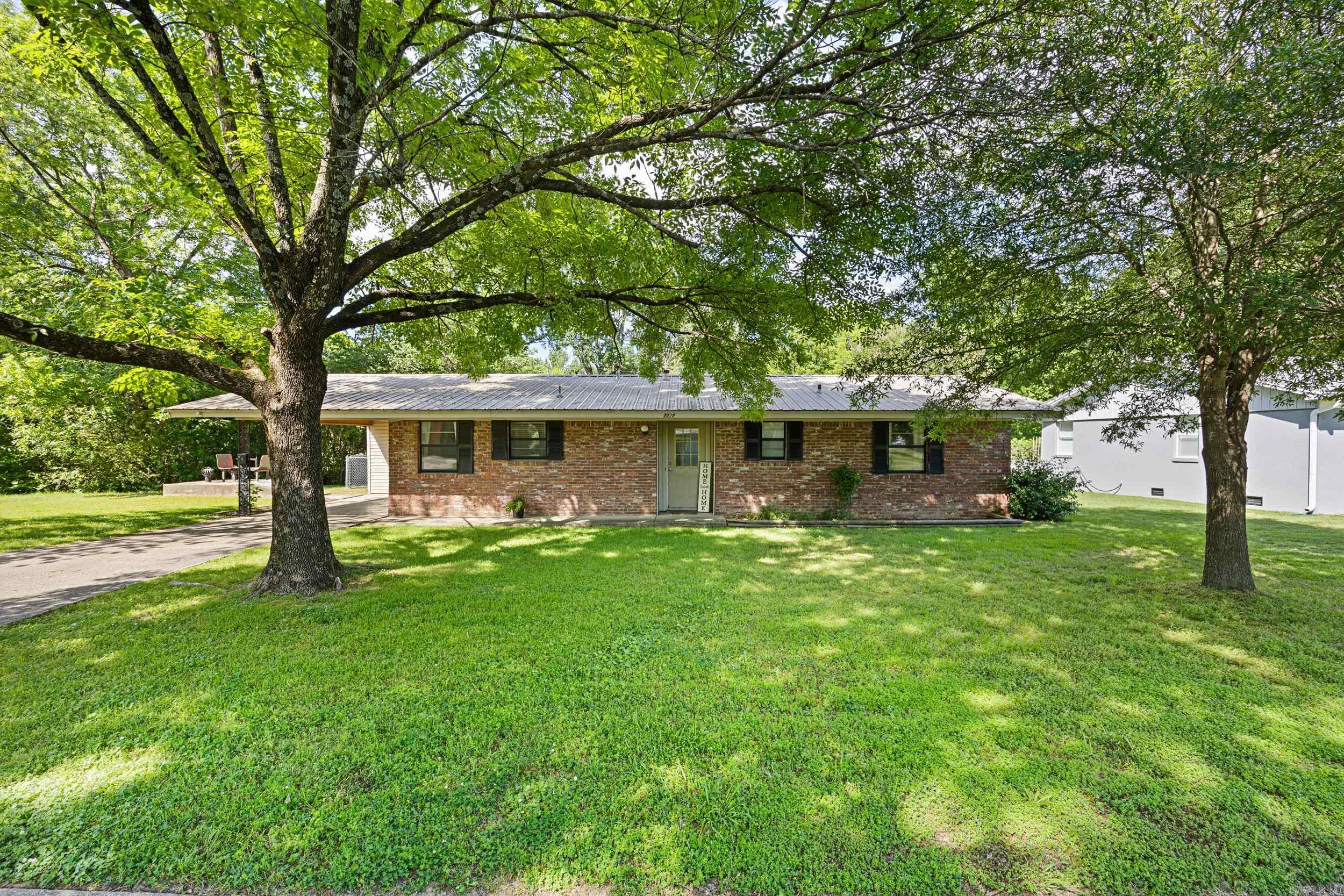 BELLE MEADE ADDN - Residential