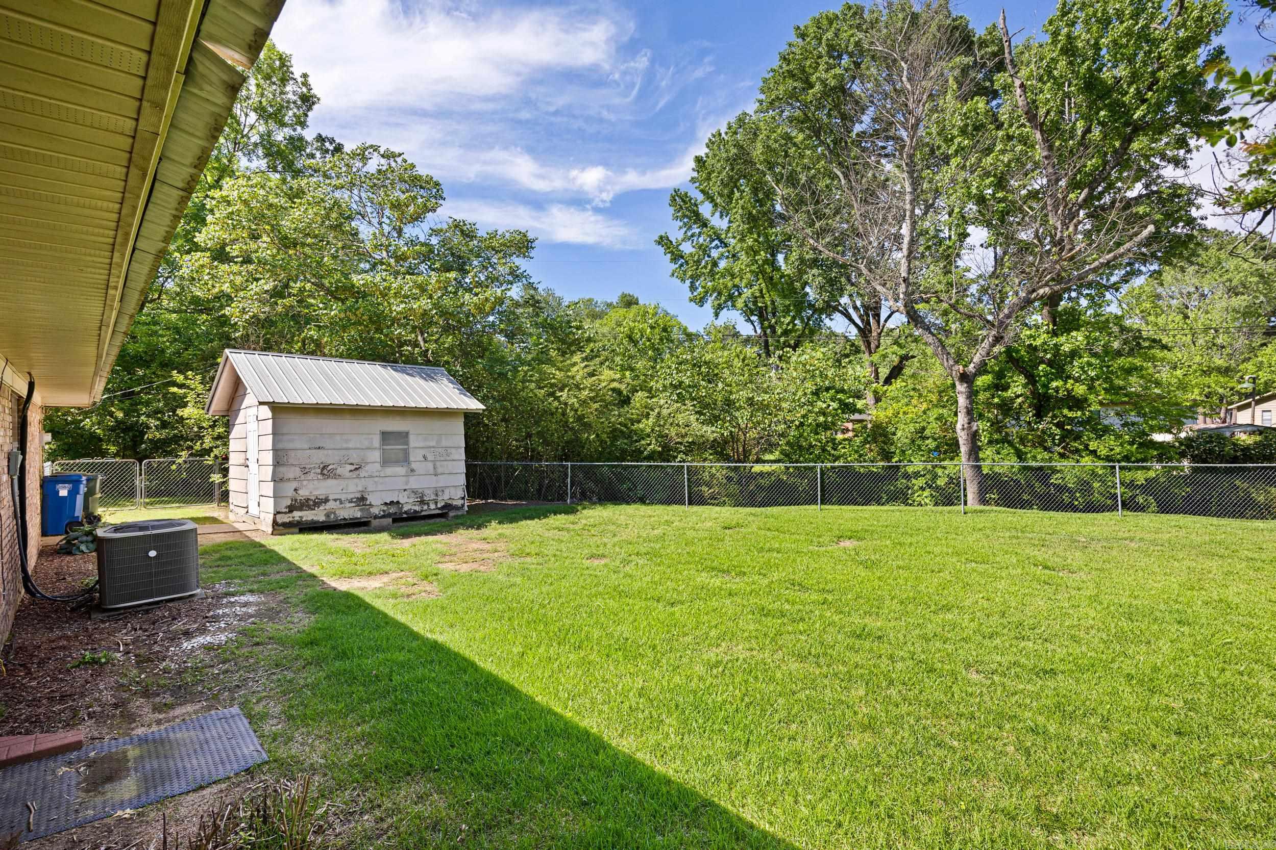 BELLE MEADE ADDN - Residential