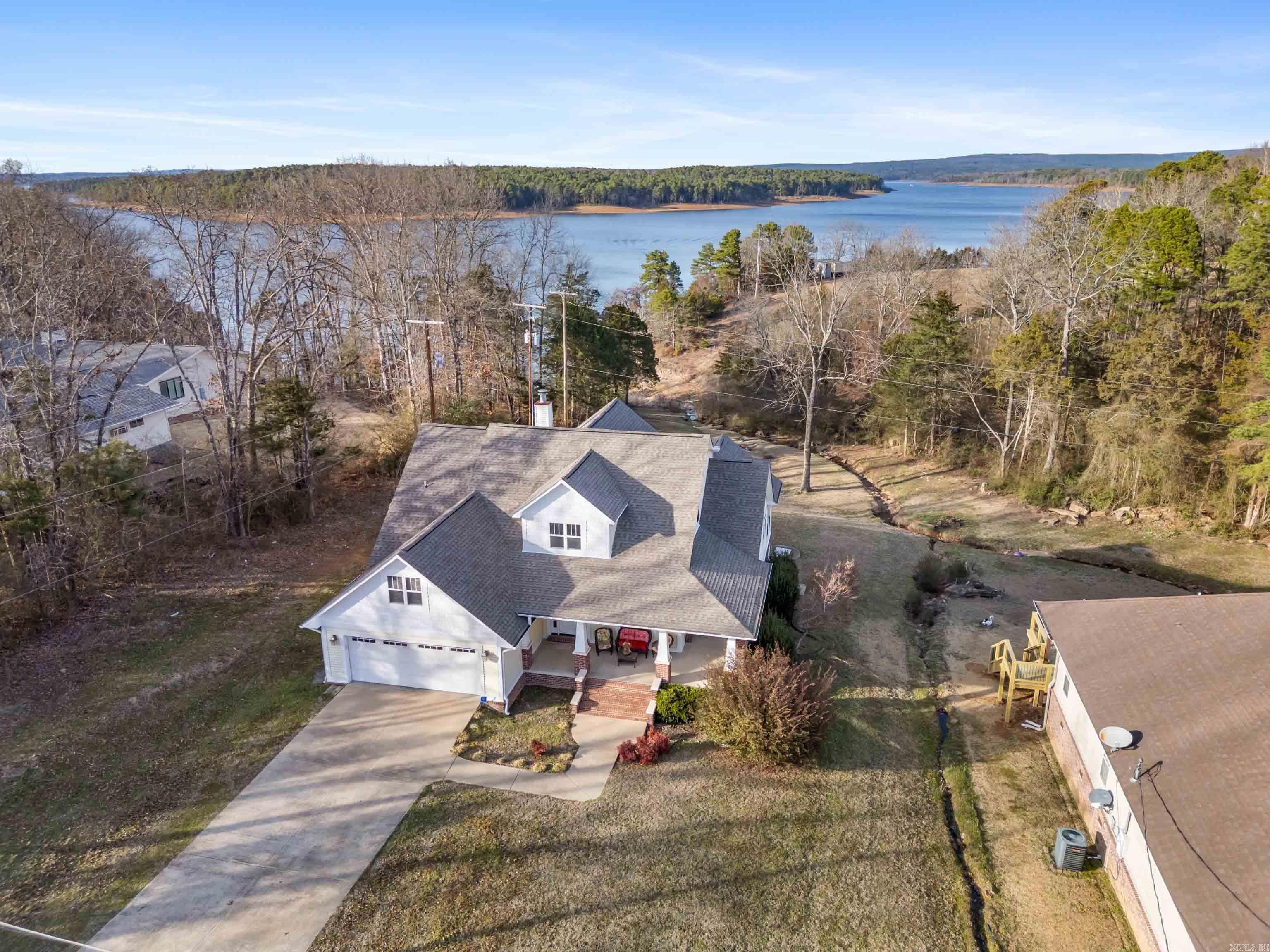 NAPLE HEIGHTS - Residential