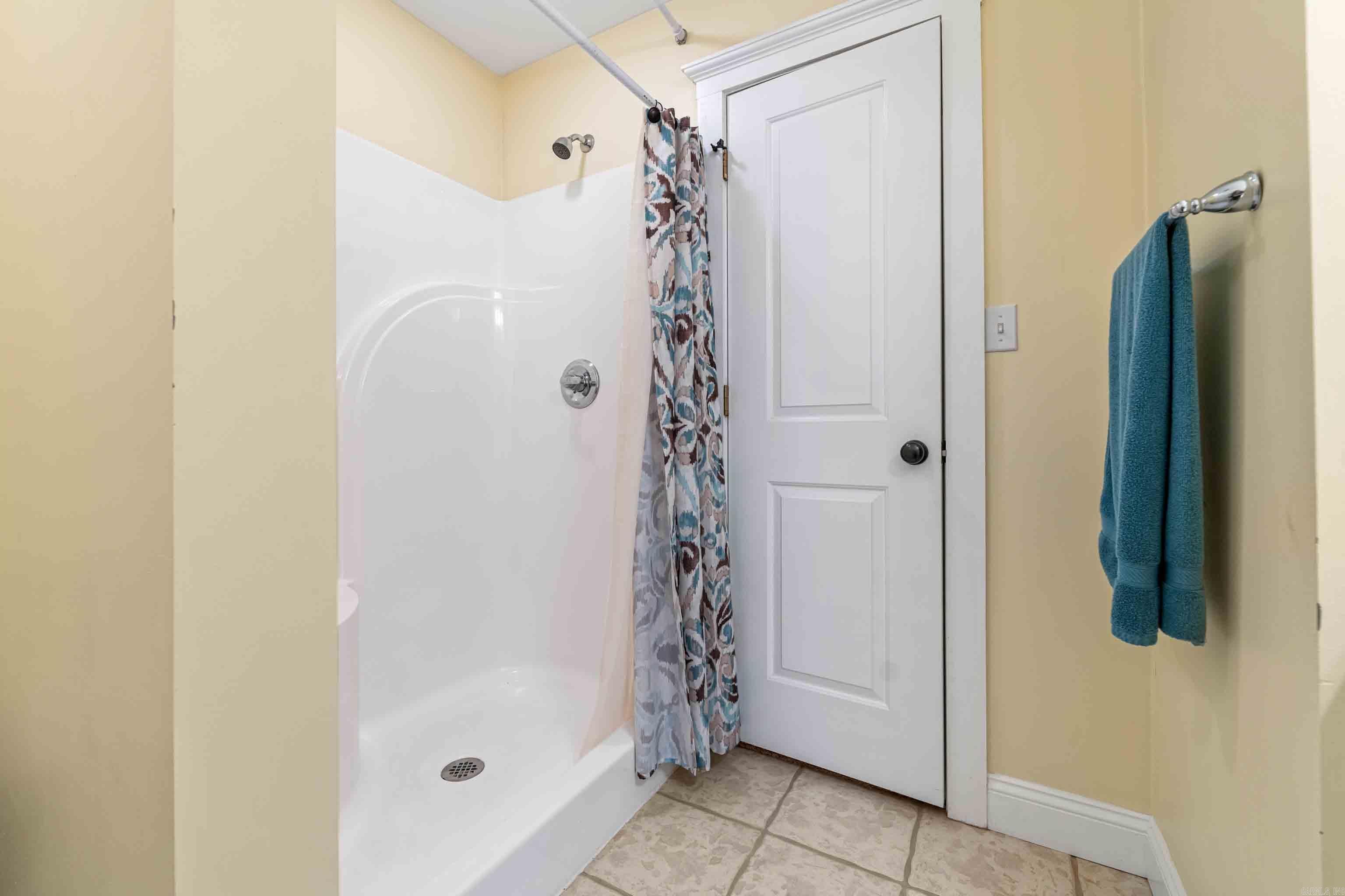 NAPLE HEIGHTS - Residential