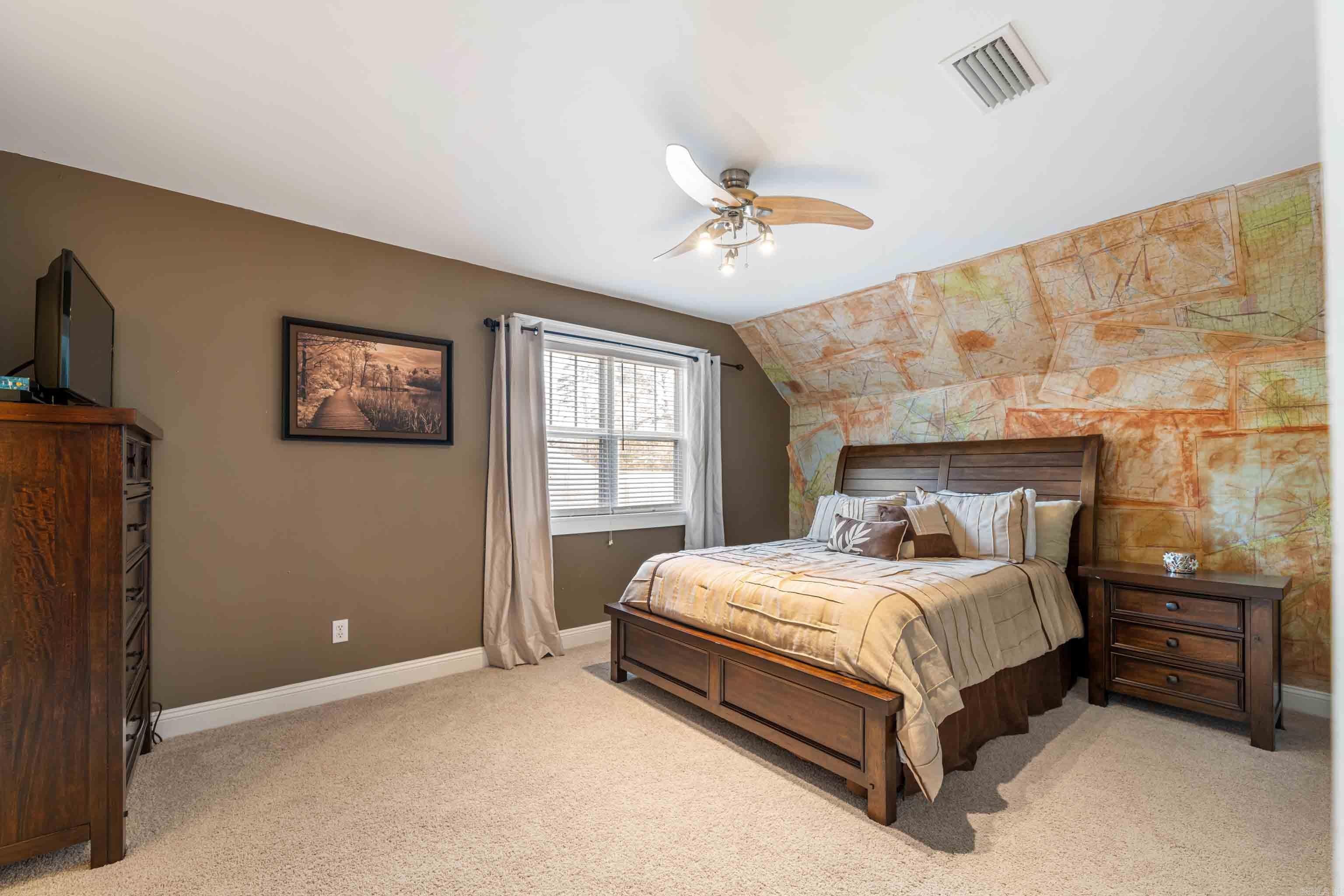 NAPLE HEIGHTS - Residential