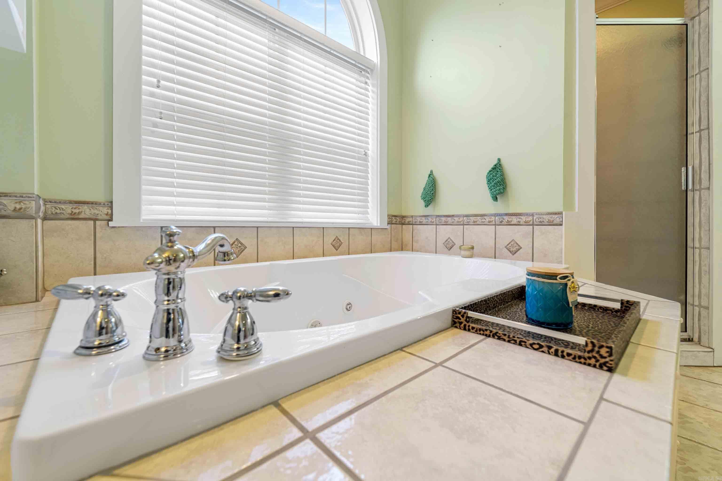 NAPLE HEIGHTS - Residential