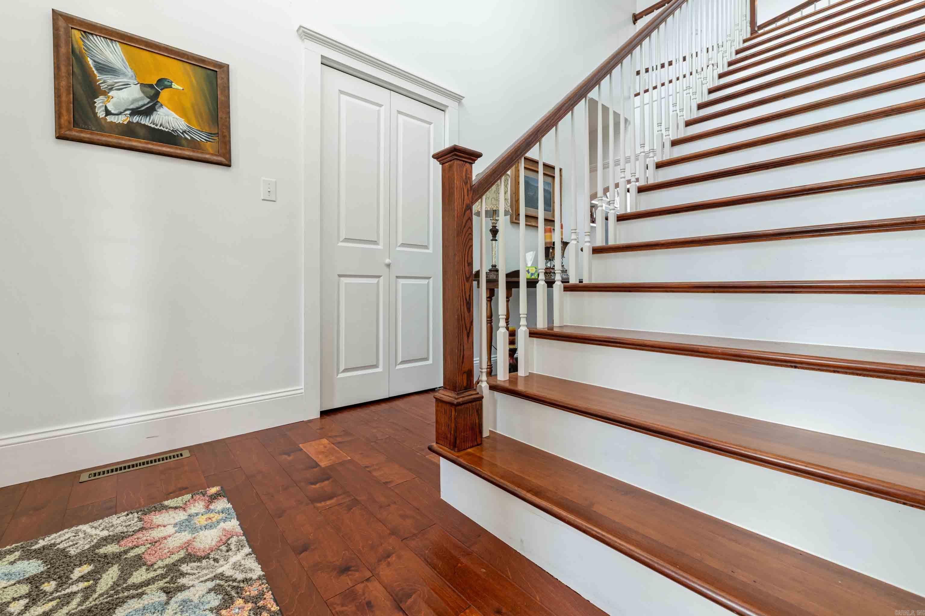 NAPLE HEIGHTS - Residential