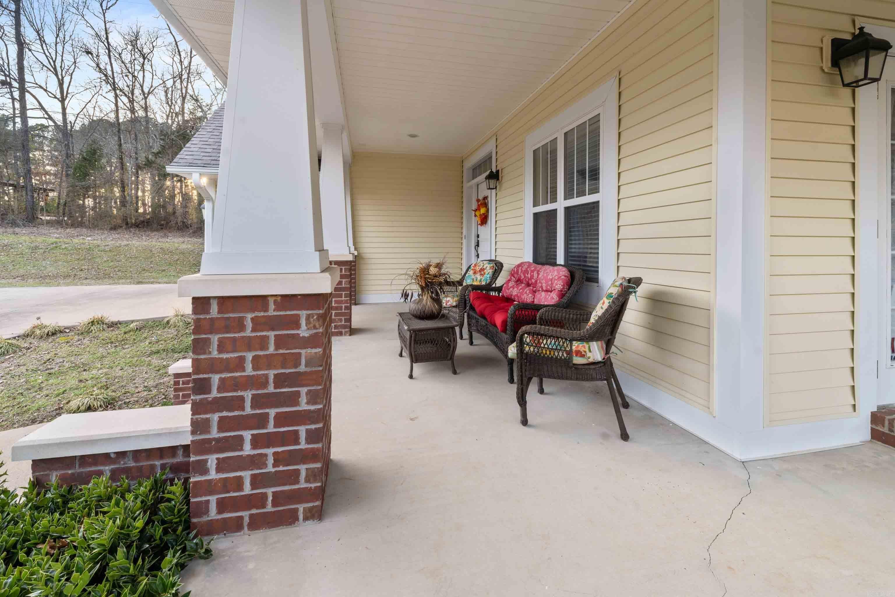 NAPLE HEIGHTS - Residential