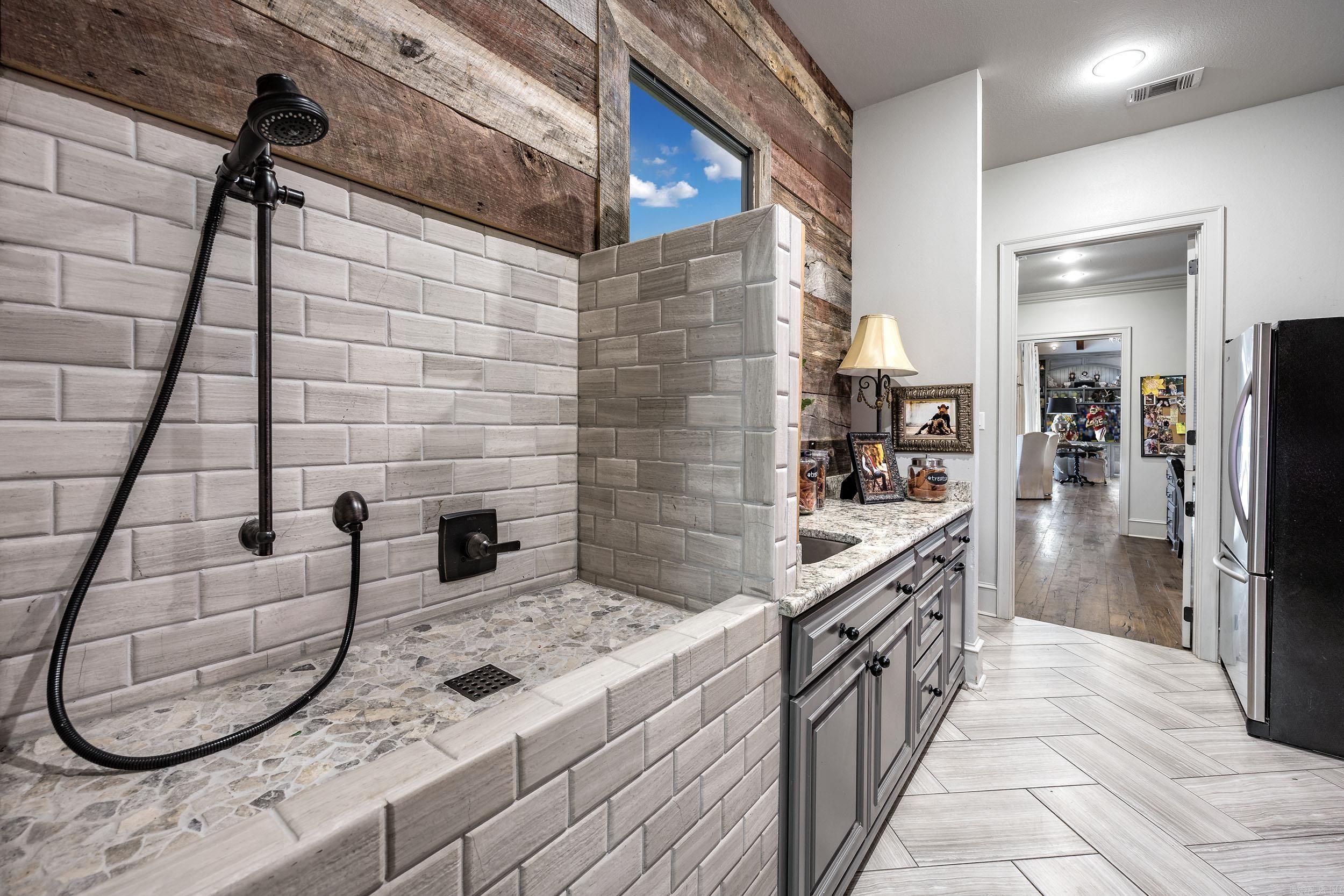 WESTCLIFFE - Residential