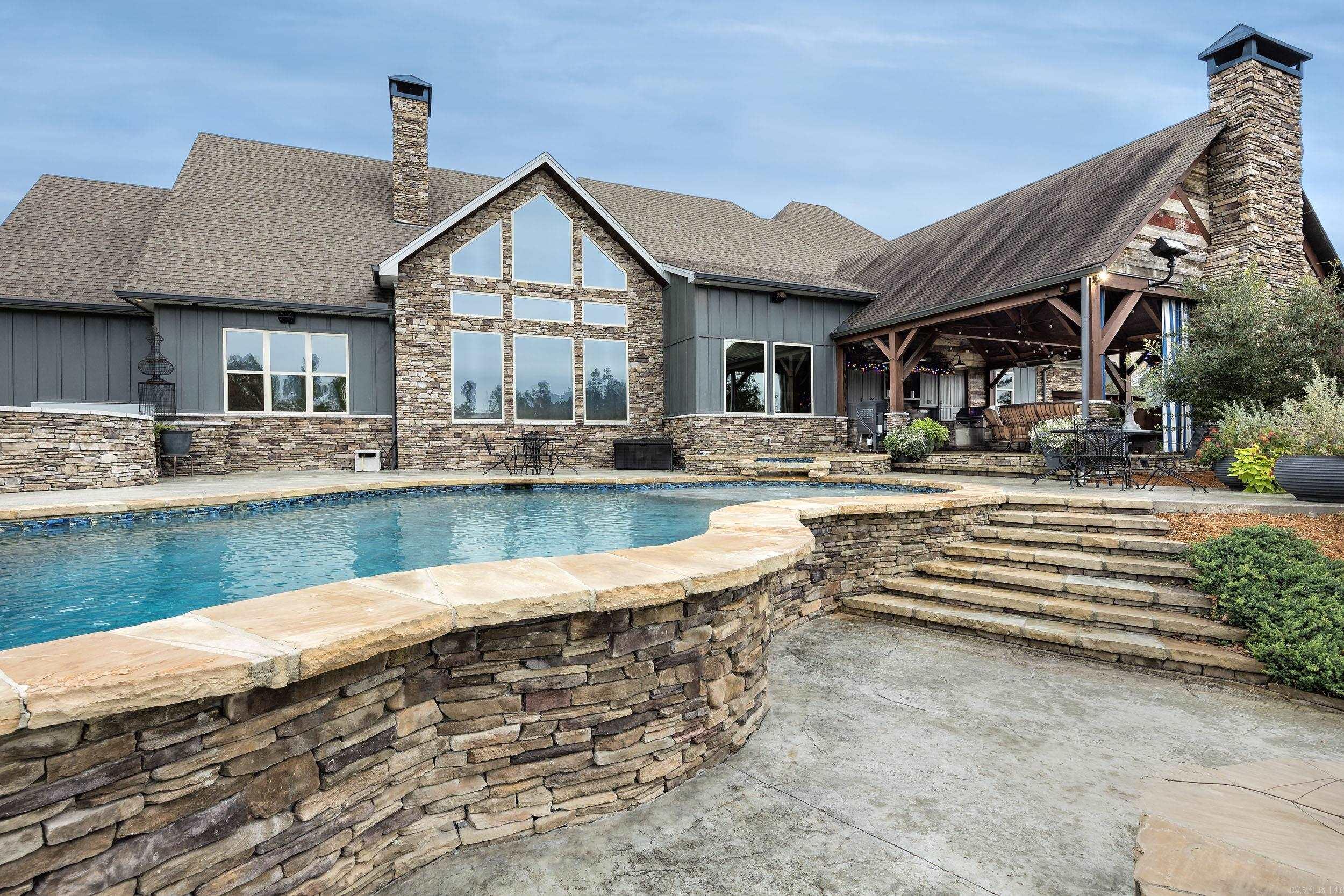 WESTCLIFFE - Residential