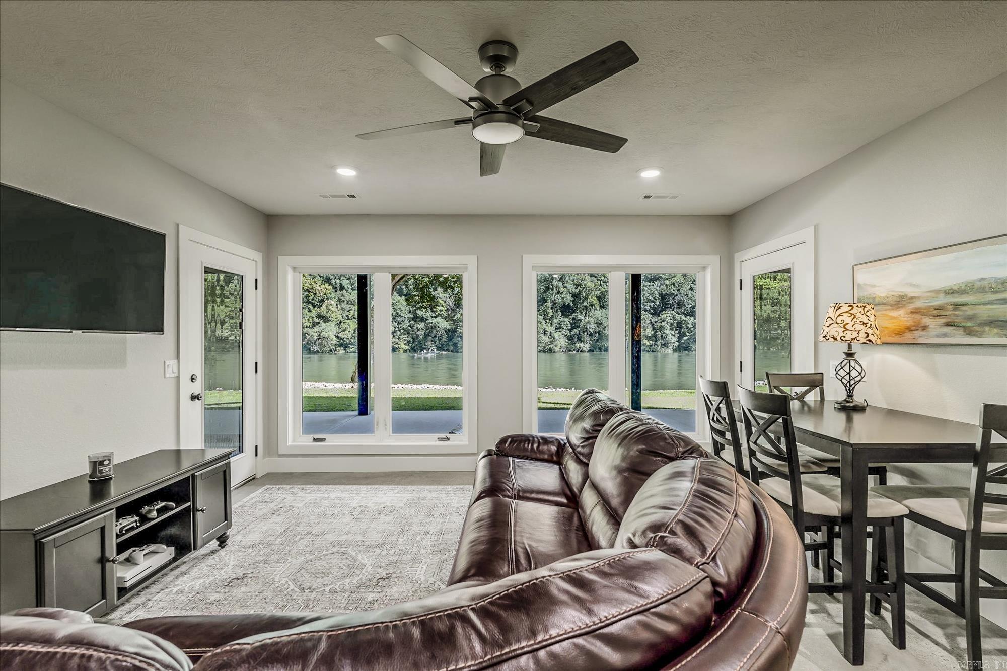 WILDCAT SHOALS ADD - Residential