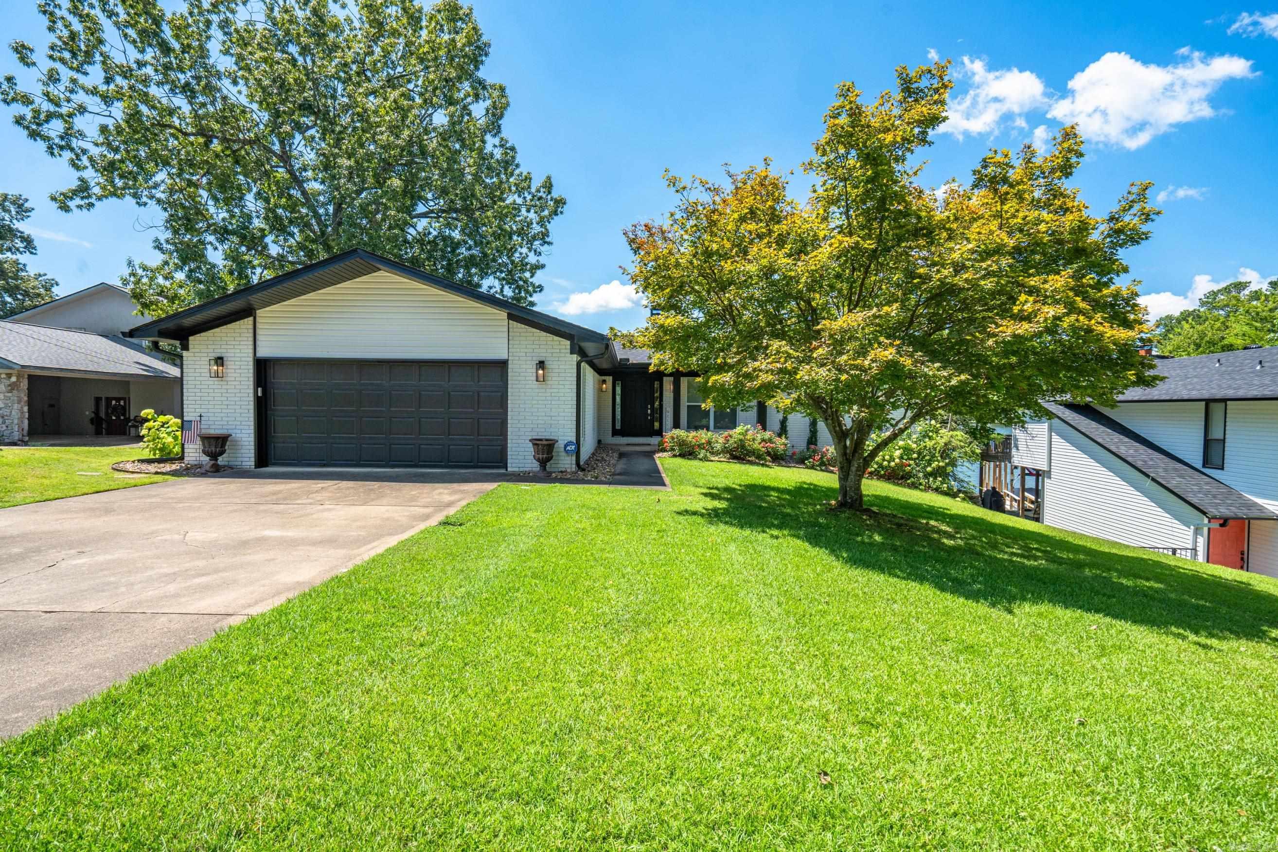 Hamilton Gate #2 - Residential