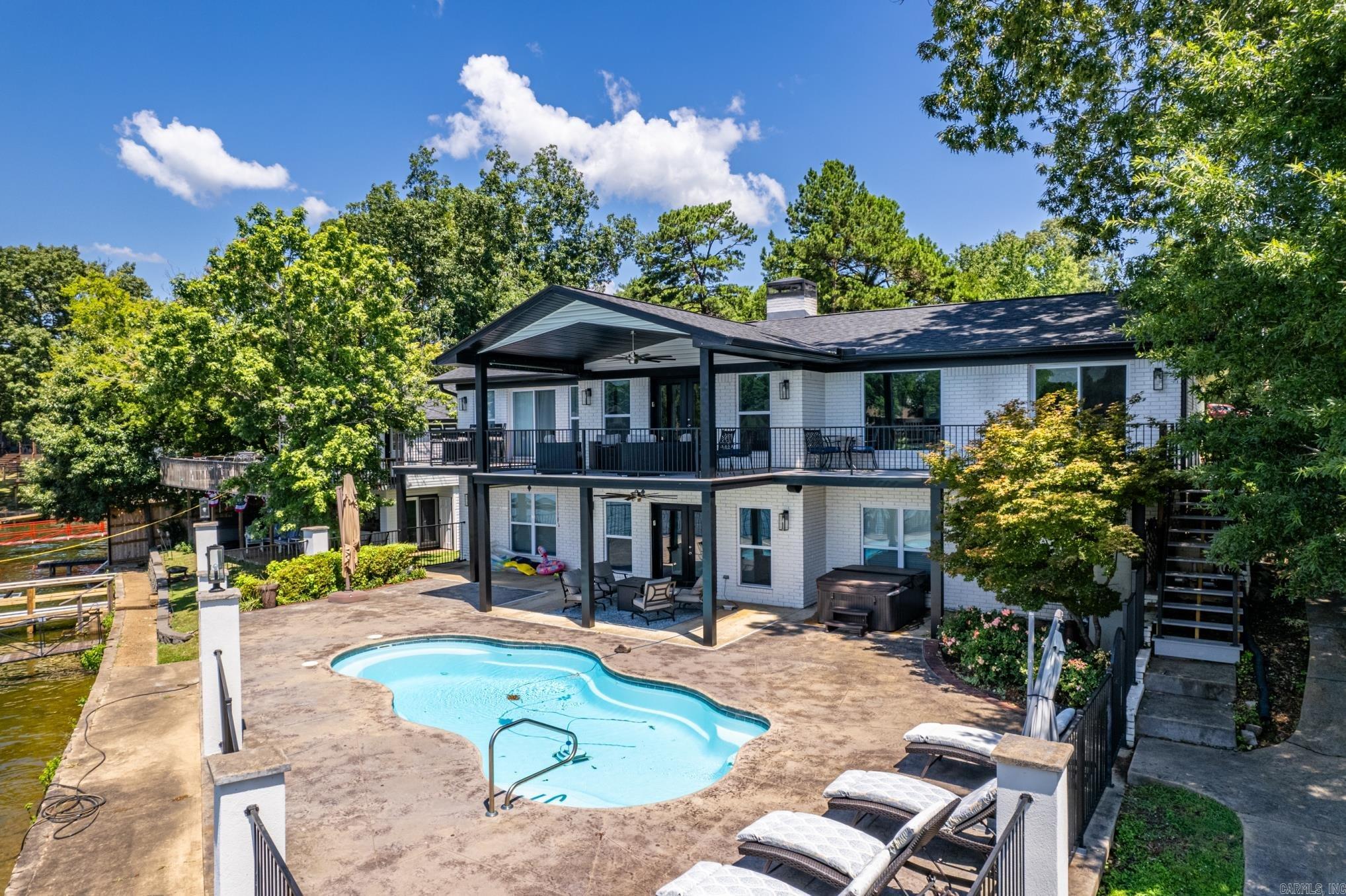 Hamilton Gate #2 - Residential