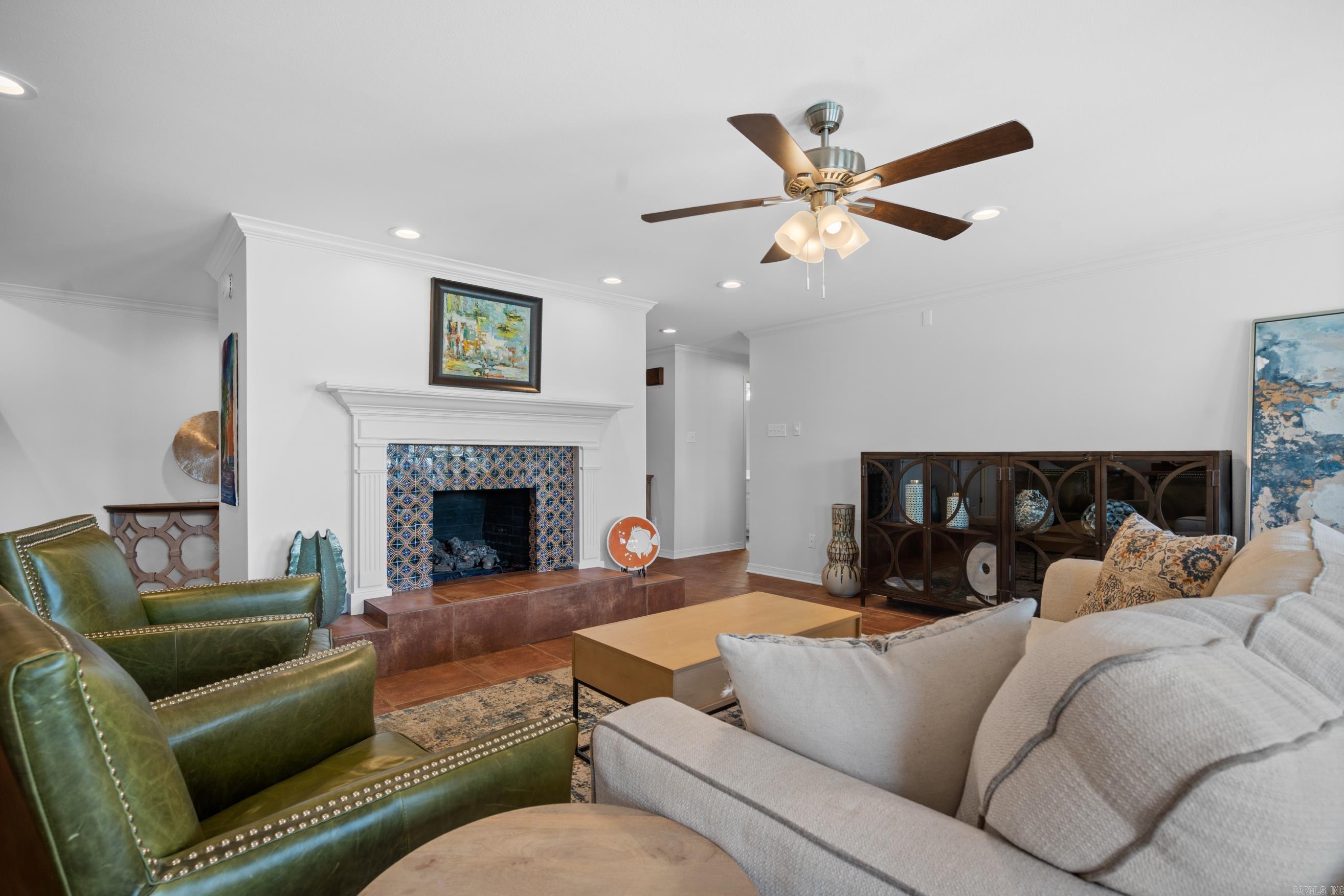 Hamilton Gate #2 - Residential