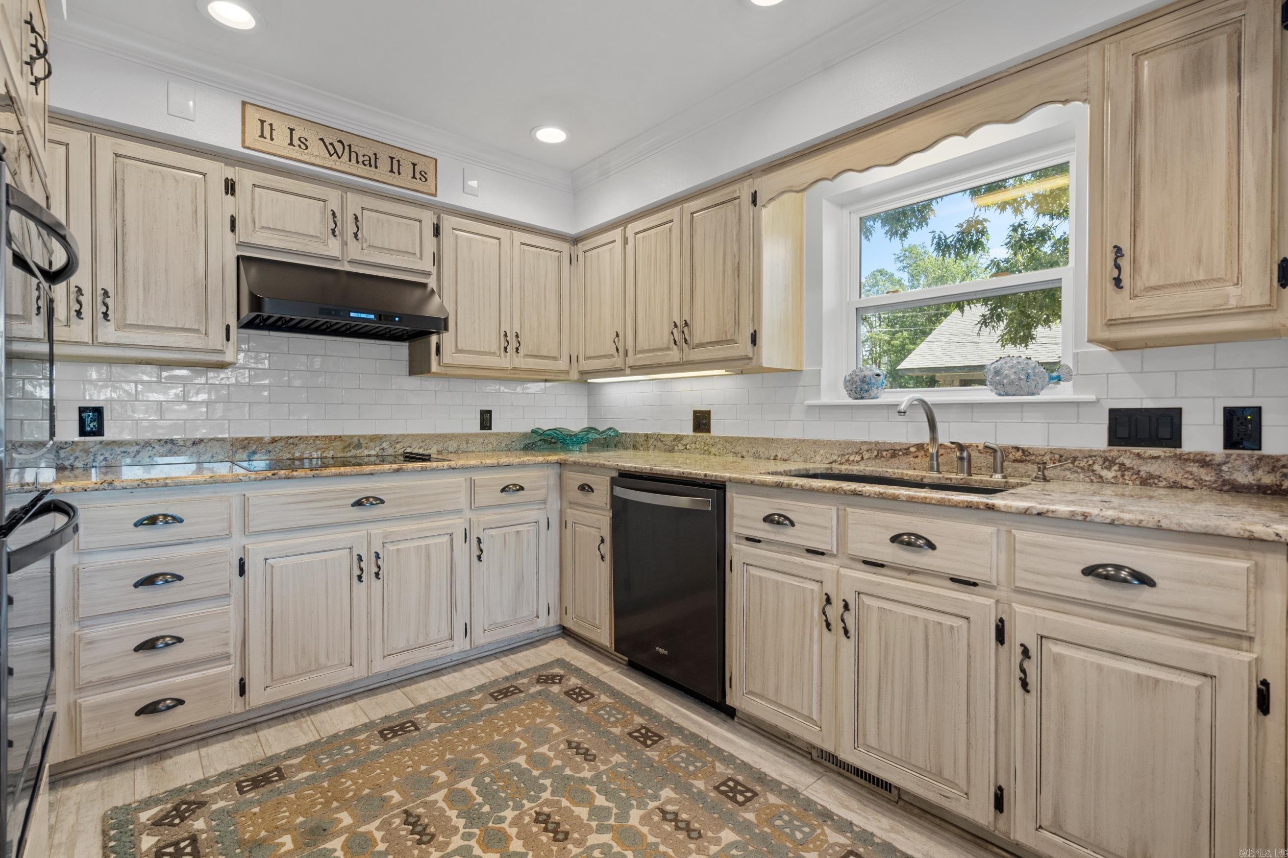 Hamilton Gate #2 - Residential