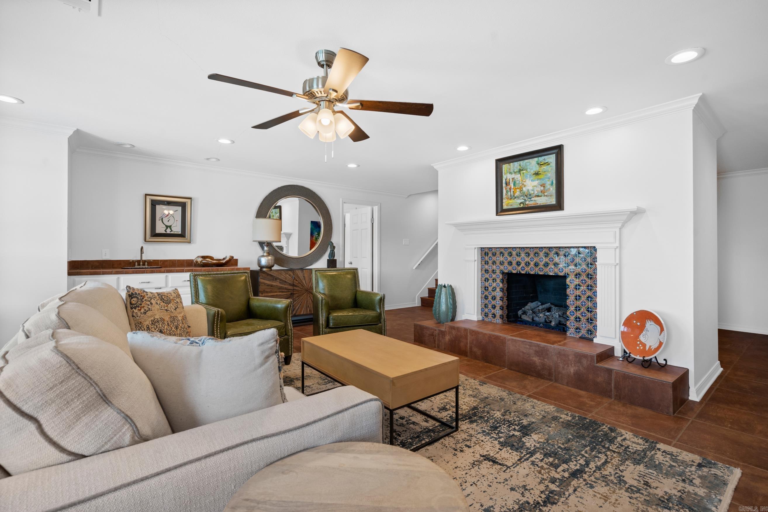 Hamilton Gate #2 - Residential