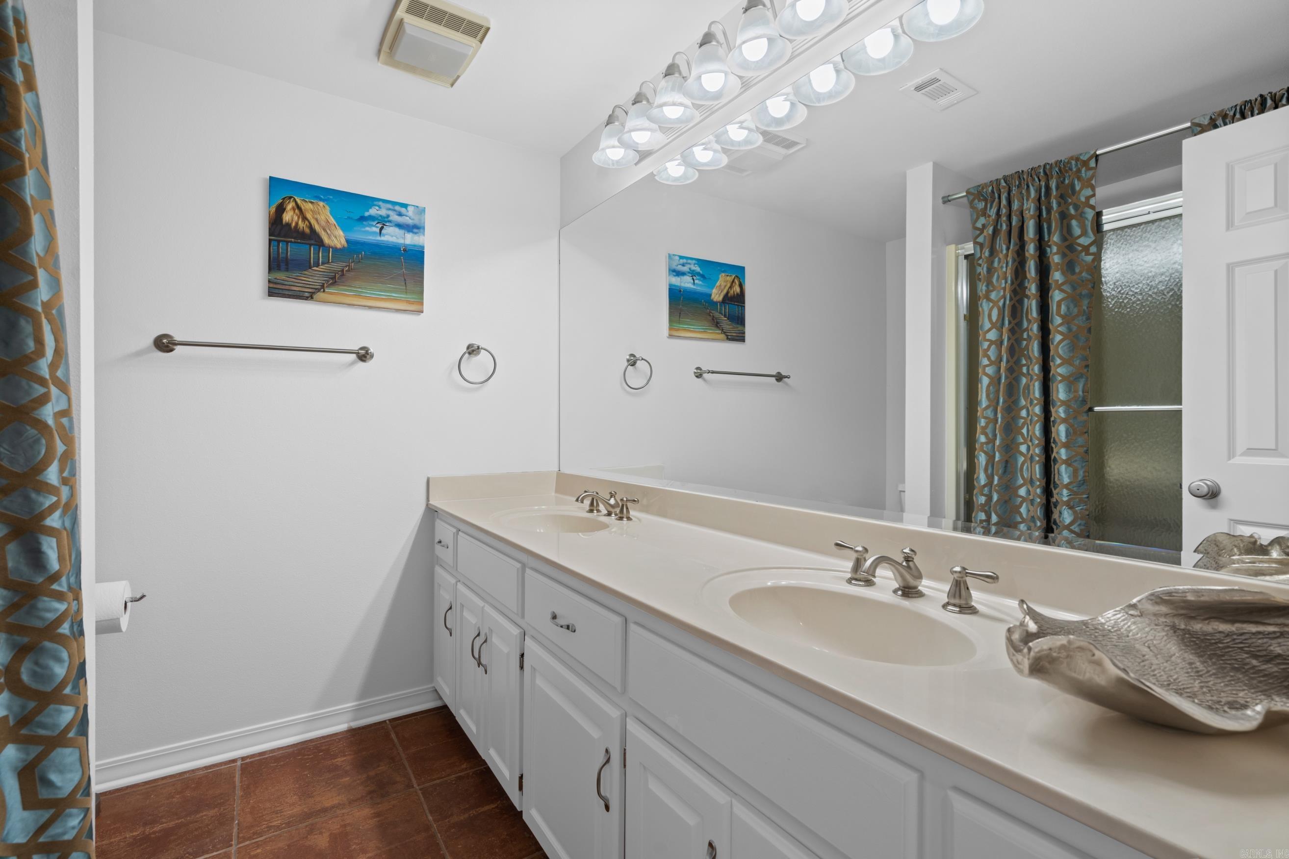 Hamilton Gate #2 - Residential