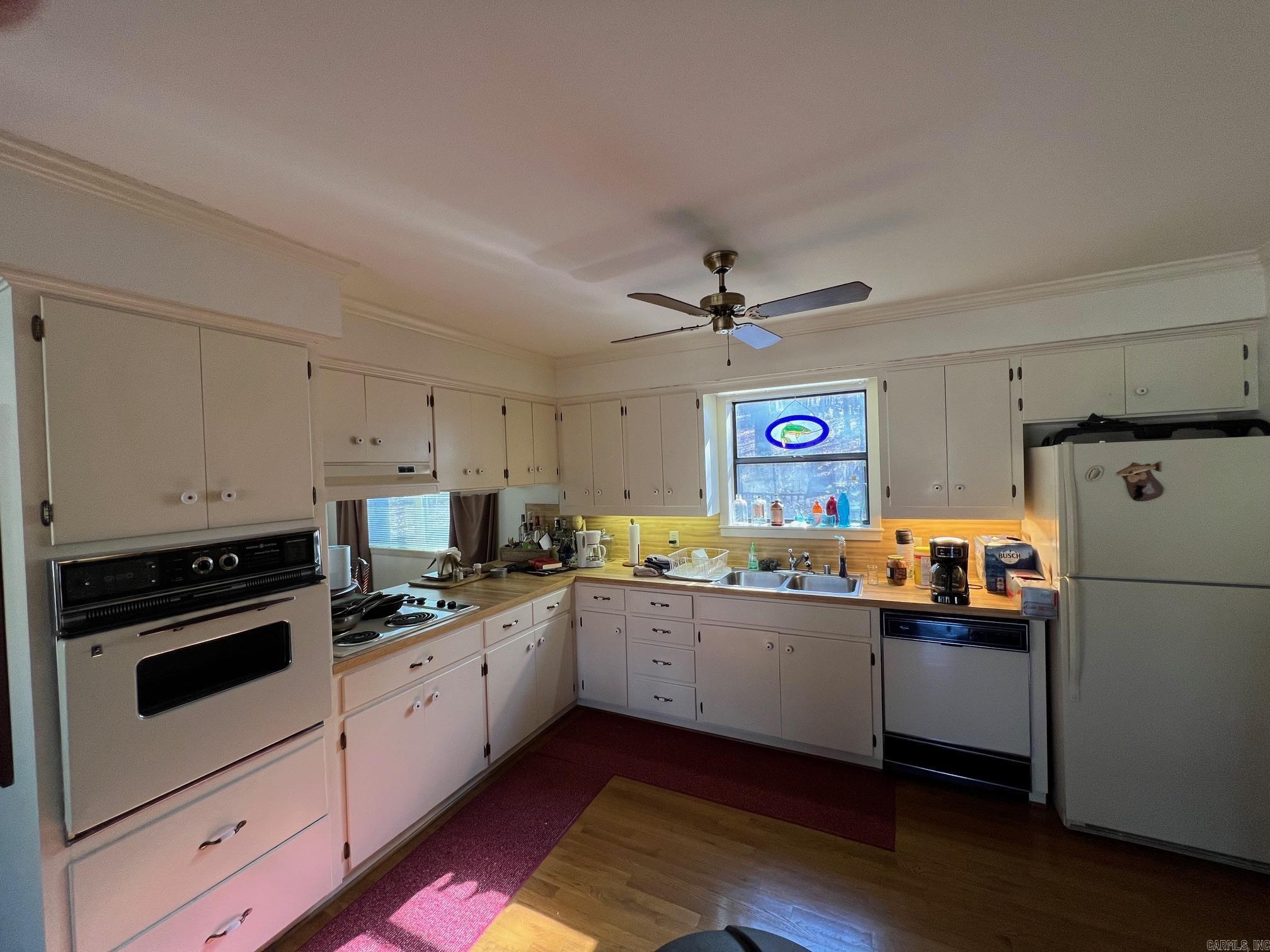 REDWOOD FOREST - Residential