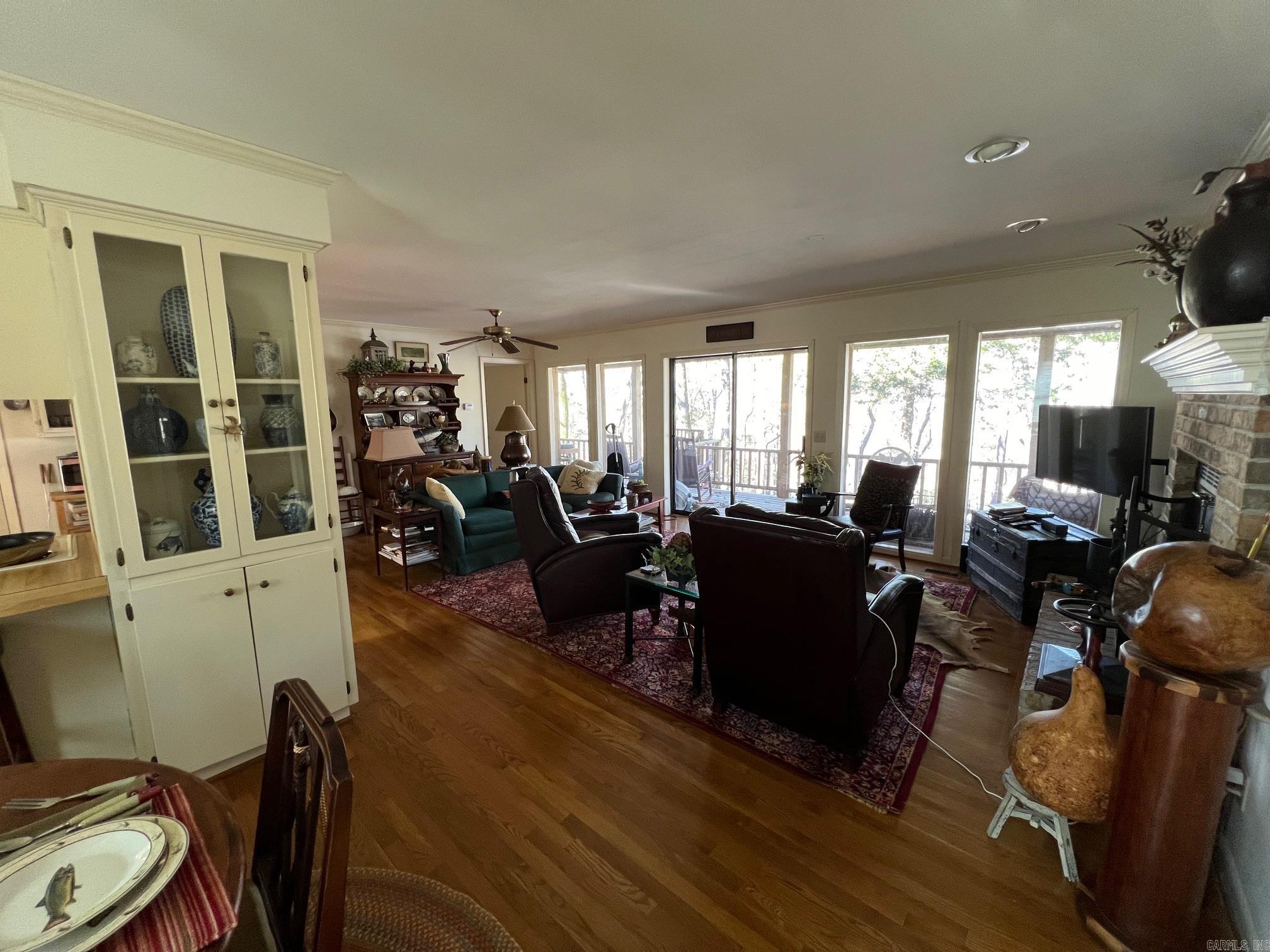 REDWOOD FOREST - Residential