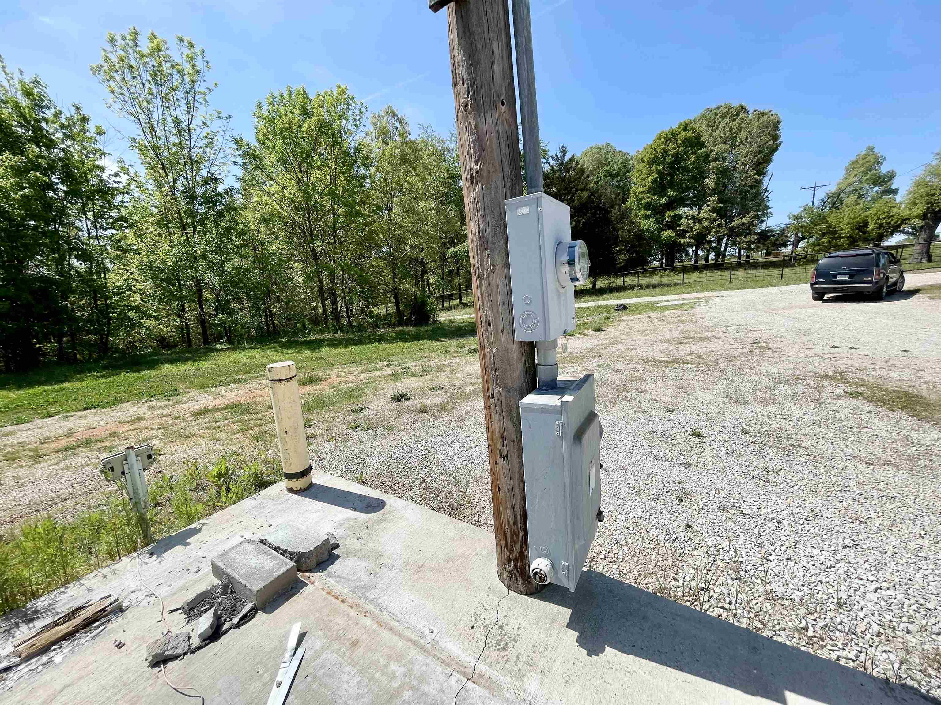 Metes & Bounds - Commercial Sale