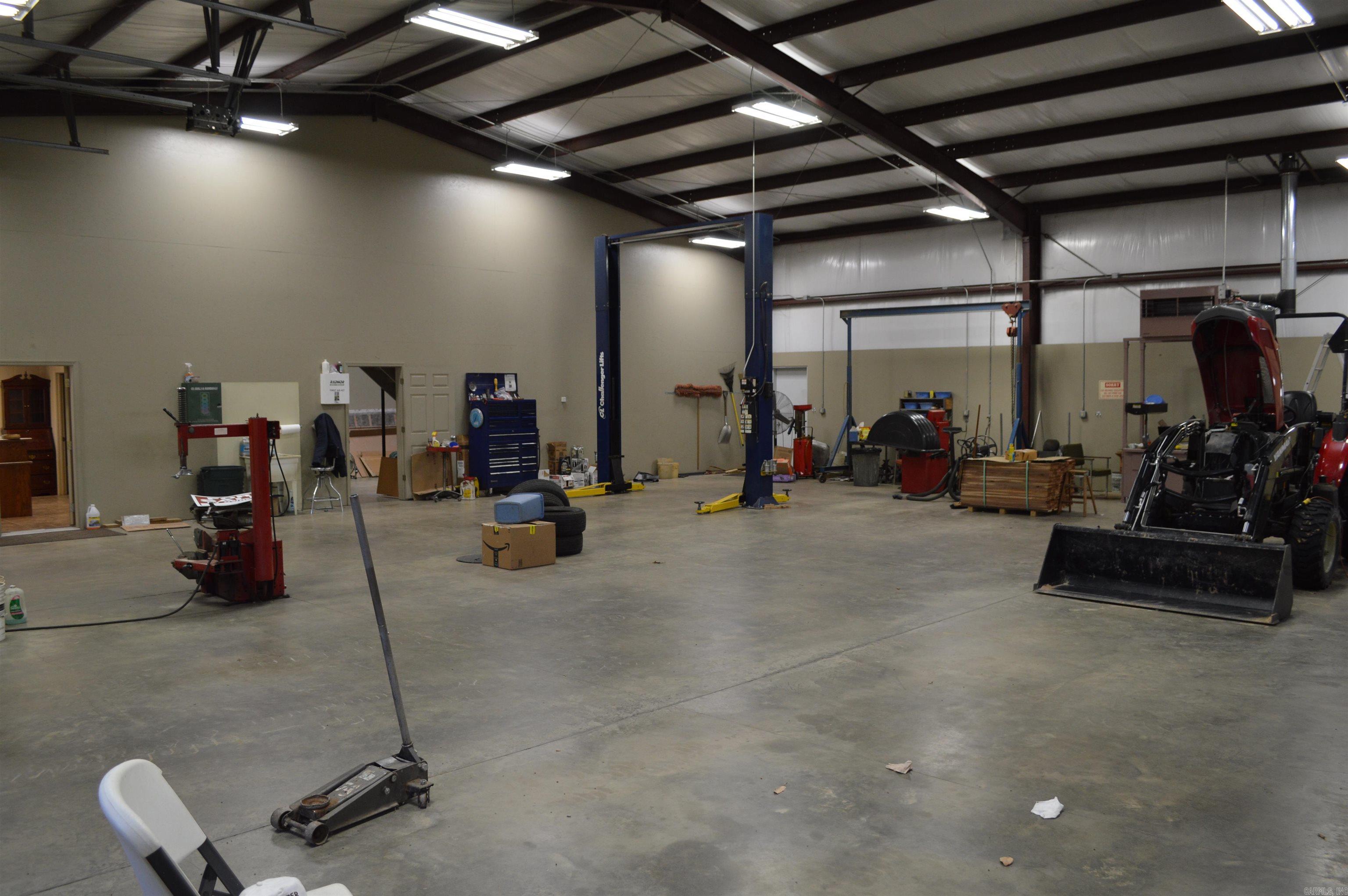 Metes & Bounds - Commercial Sale