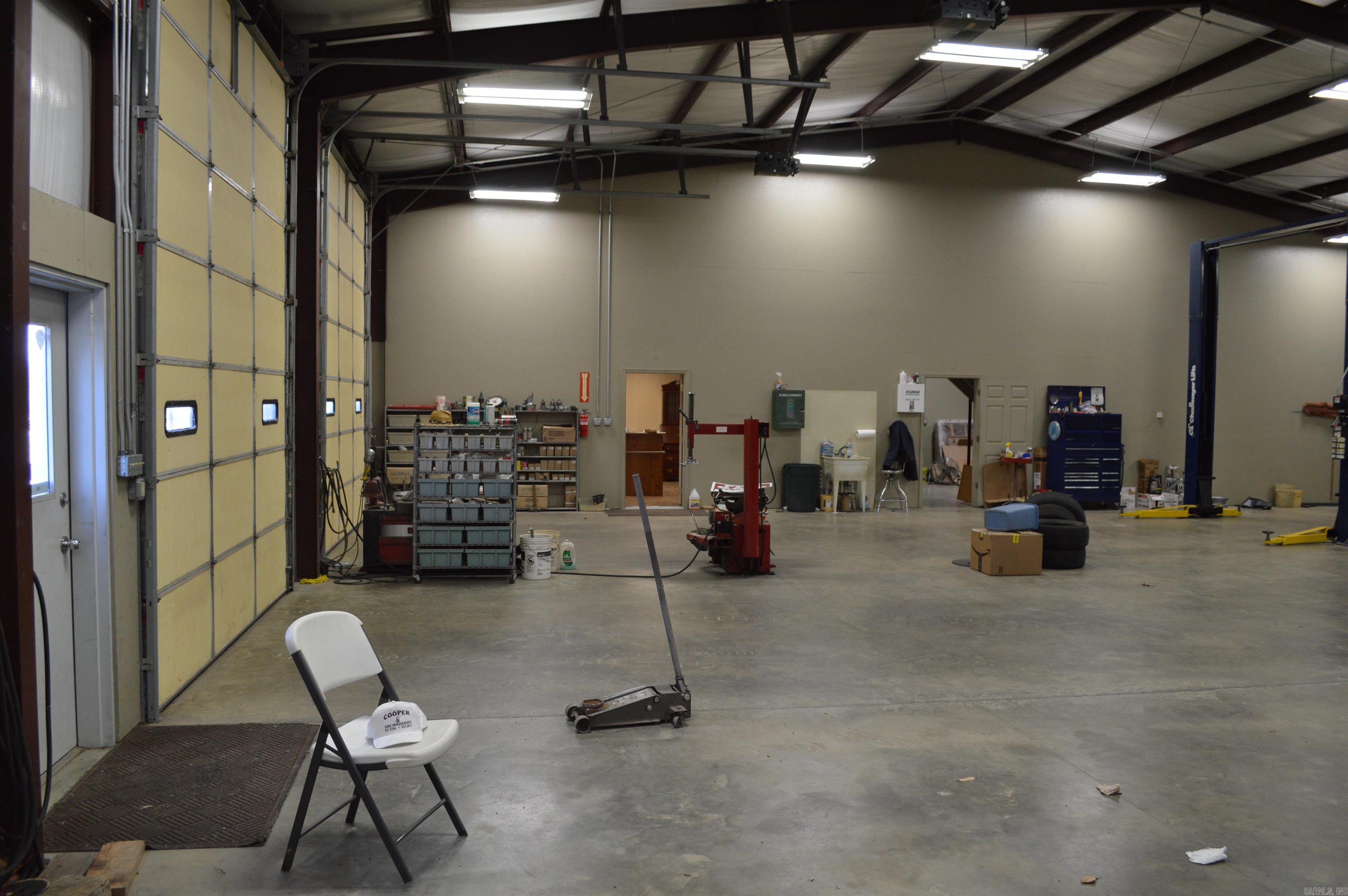 Metes & Bounds - Commercial Sale