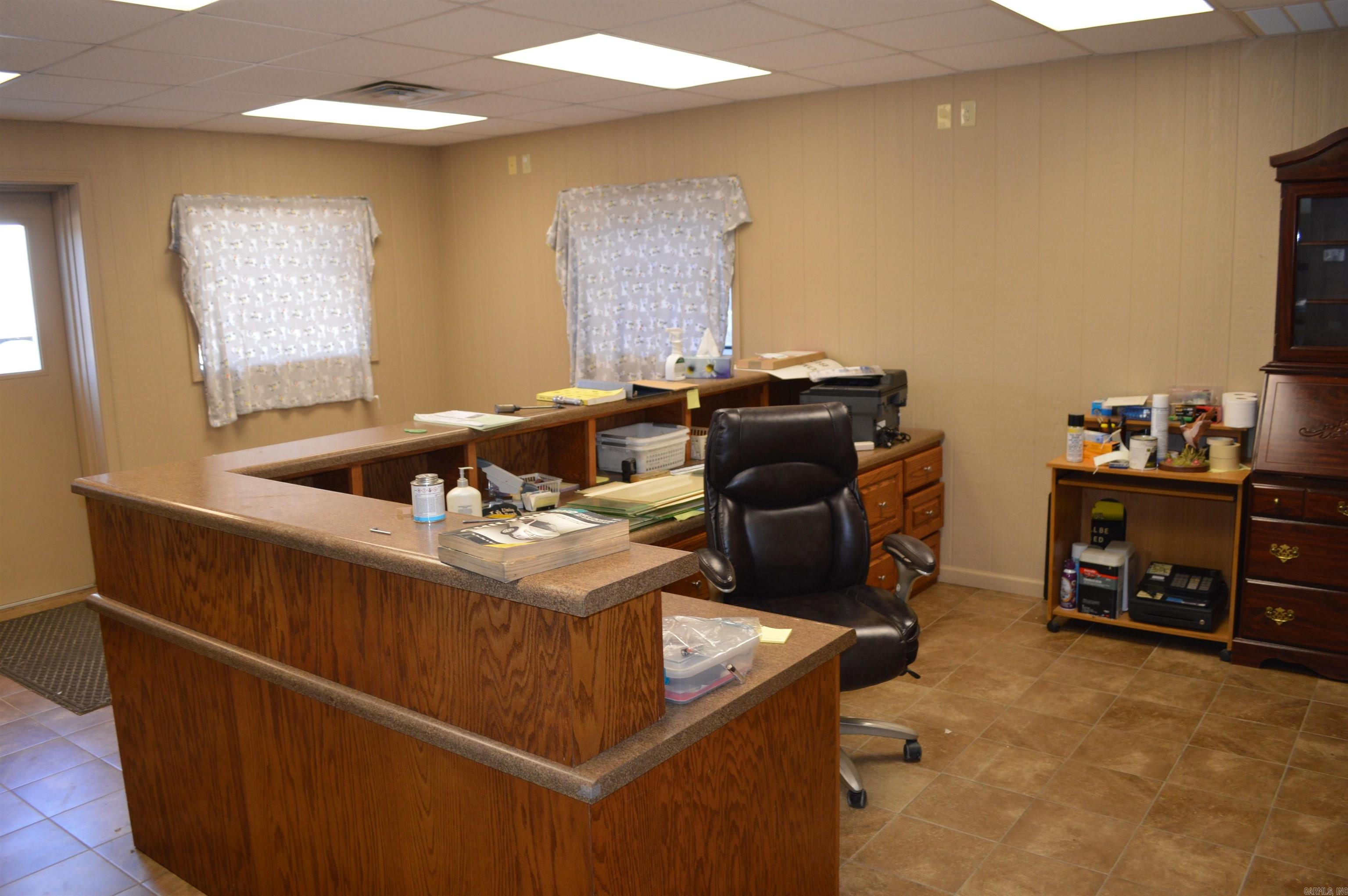 Metes & Bounds - Commercial Sale