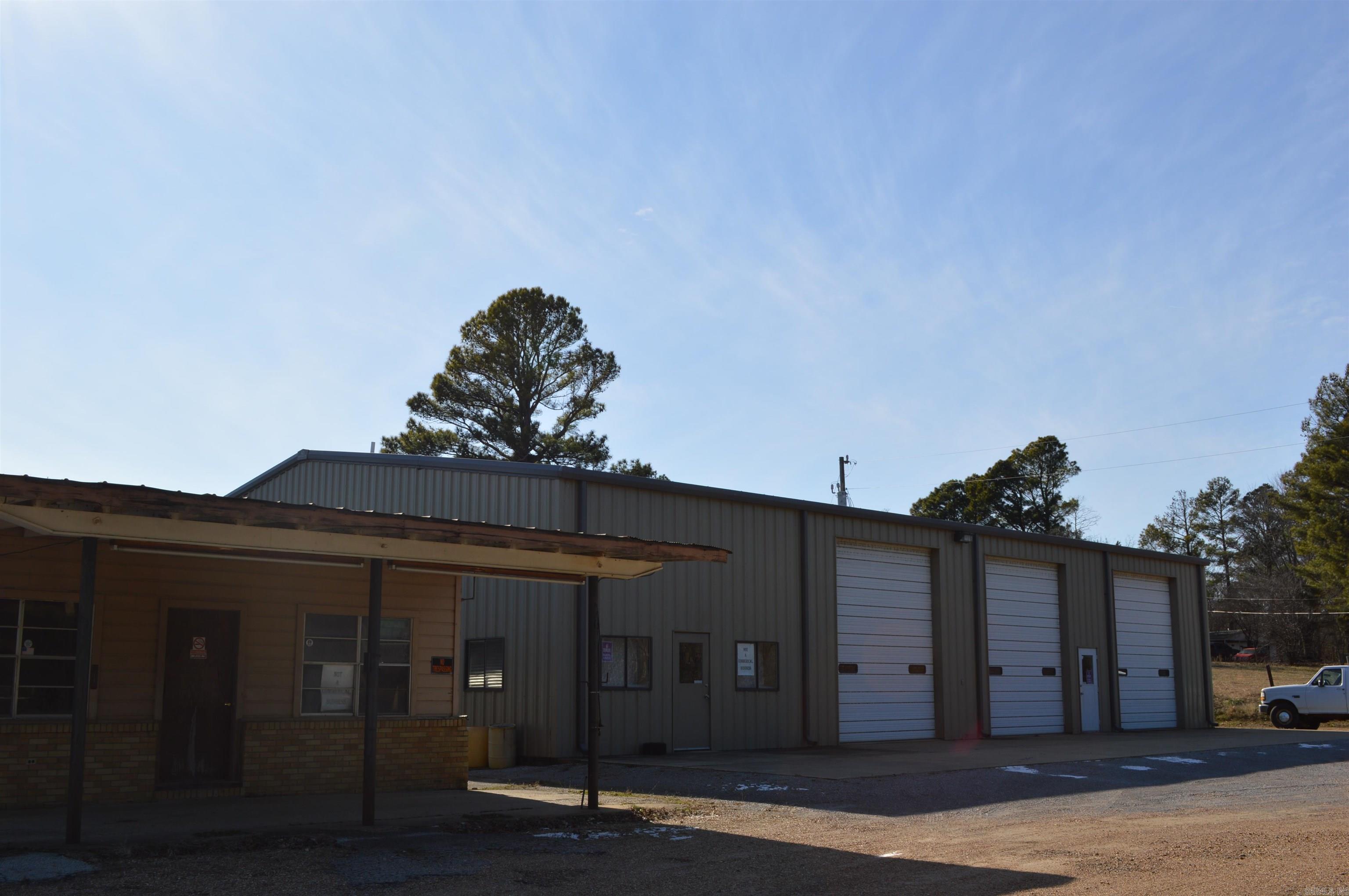 Metes & Bounds - Commercial Sale