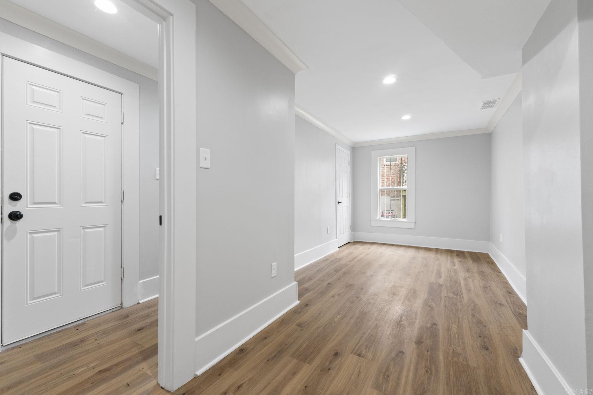 Weldon E Wrights - Residential