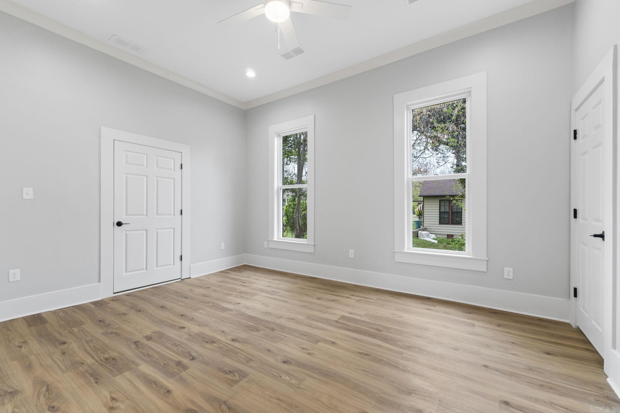 Weldon E Wrights - Residential