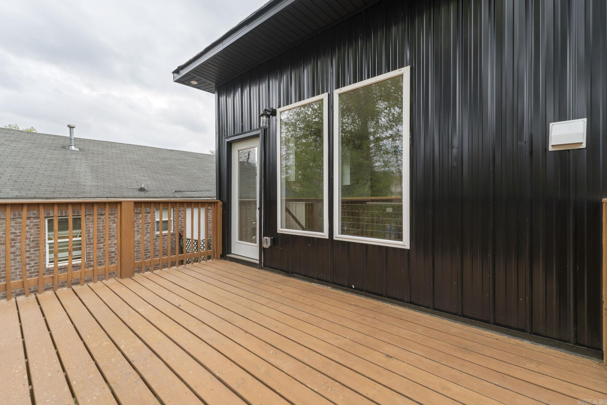 Weldon E Wrights - Residential