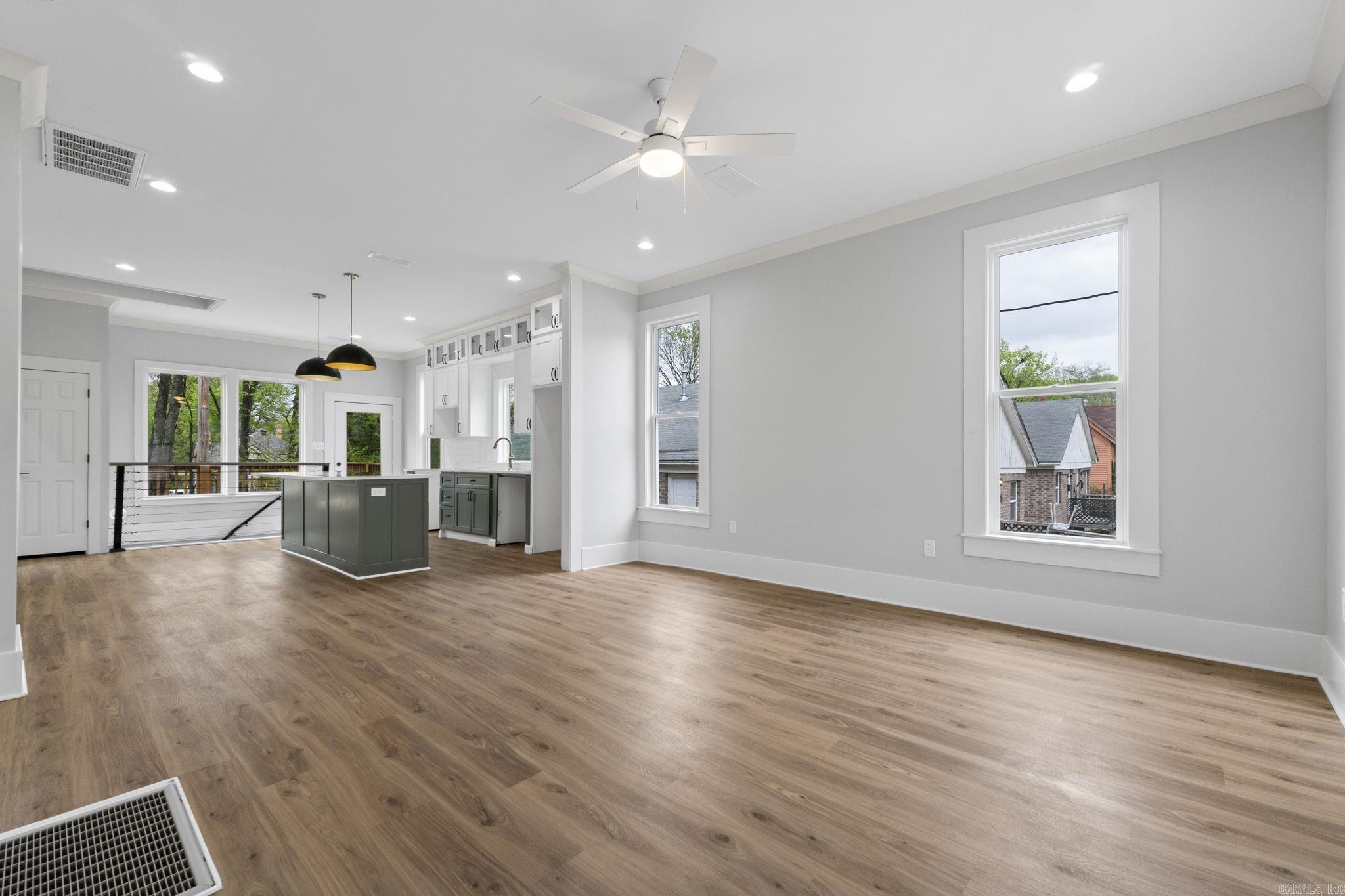 Weldon E Wrights - Residential