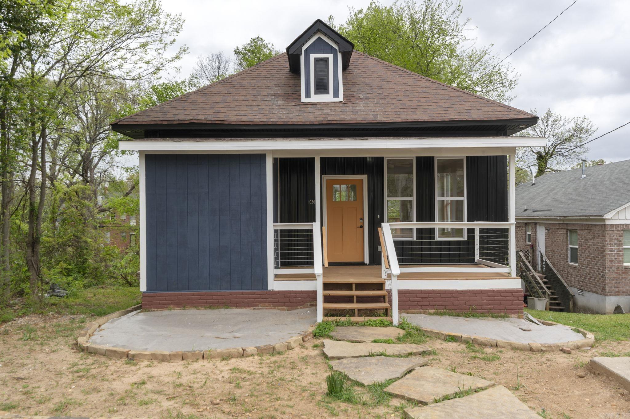 Weldon E Wrights - Residential