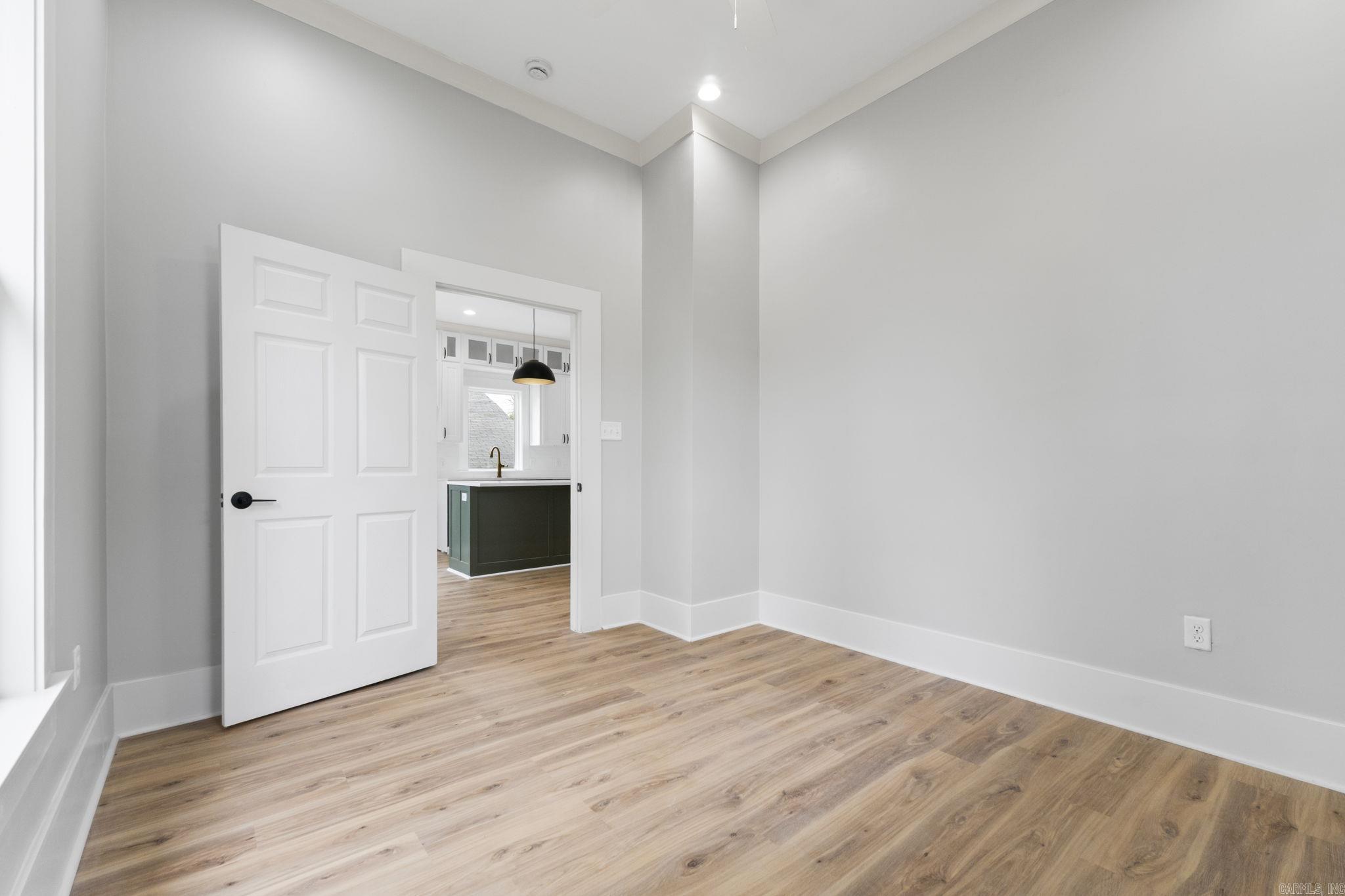 Weldon E Wrights - Residential