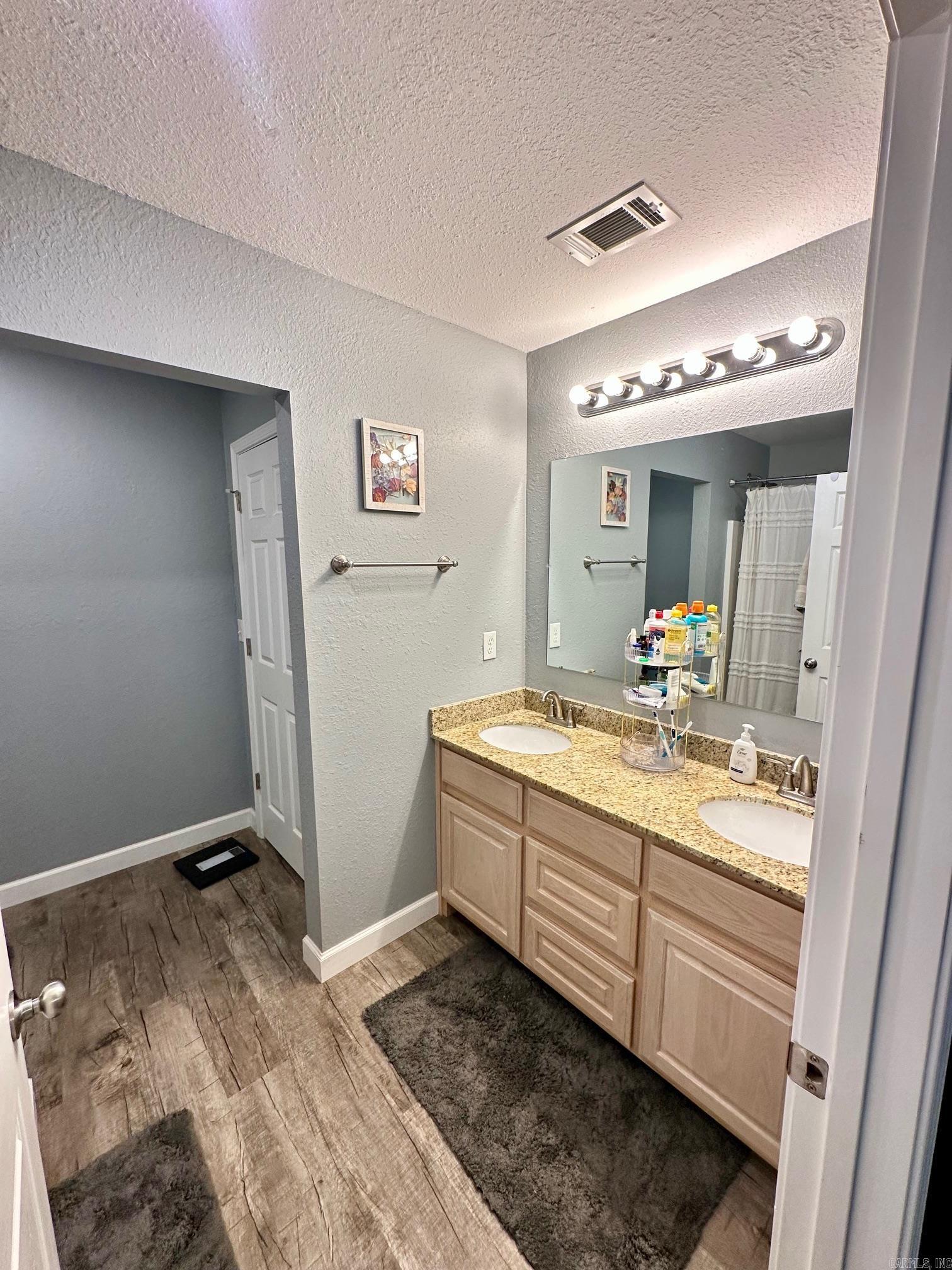 Eagles Nest - Residential