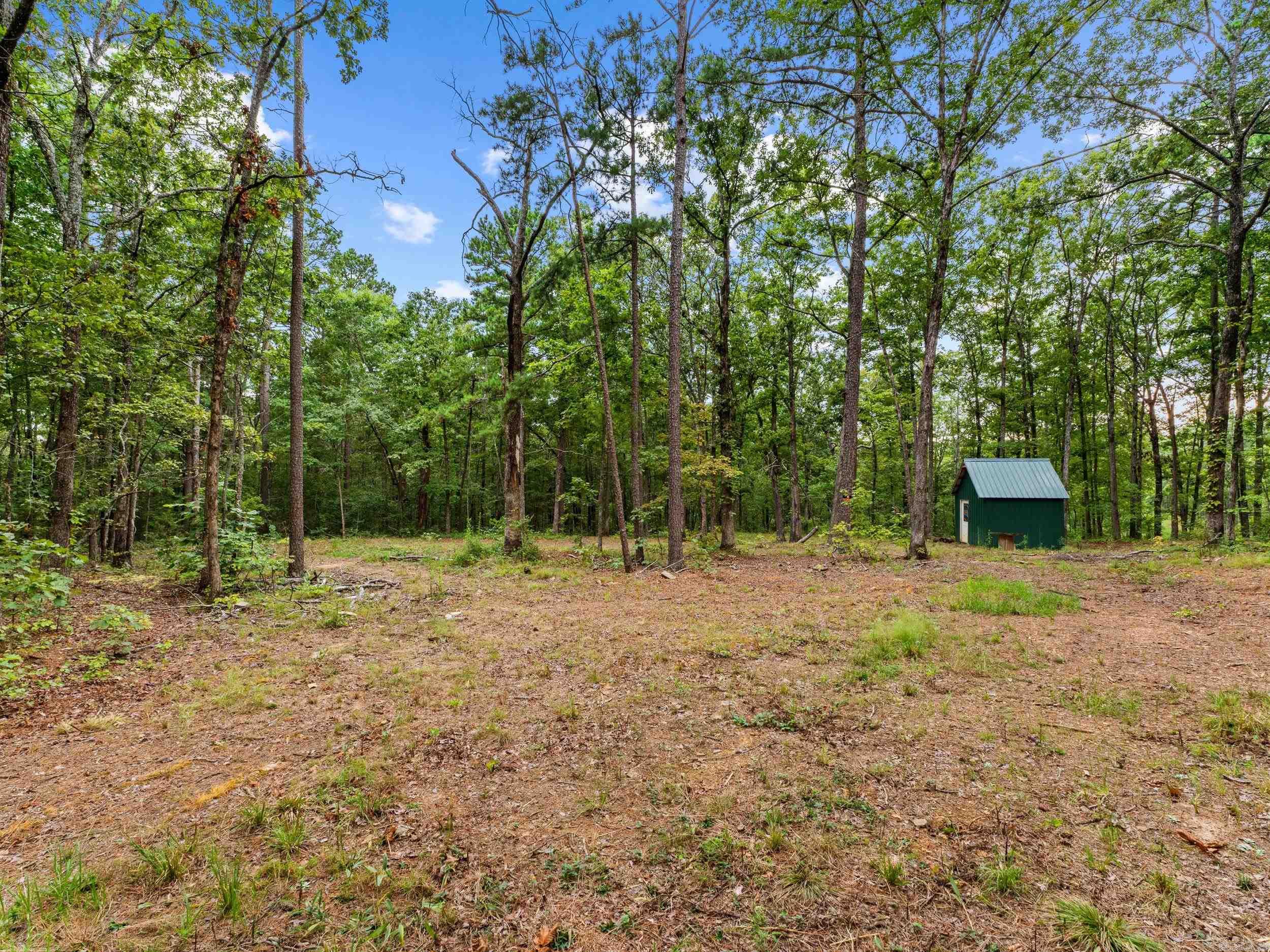 Metes & Bounds - Land