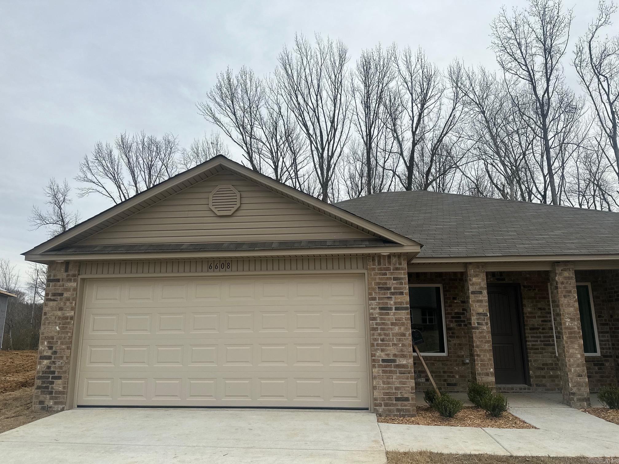 TRAMMEL ESTATES - Residential