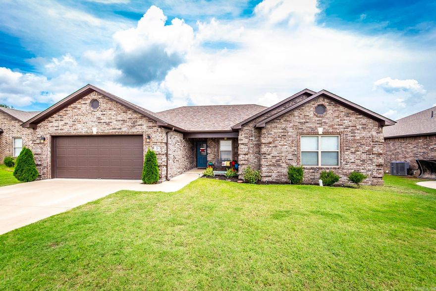 Take a look at this gorgeous 4 bed 2 bath home in Huntington Place Subdivision. Located in the Cabot School District, this home has lots to offer. The eat in kitchen has a tiled backsplash, granite, stainless appliances, and open to the living area. The living area has coffered ceilings and beautiful luxury vinyl flooring. The primary bedroom is split from the secondary ones. A huge covered back porch and fenced in yard make for a great entertaining space. Be sure to check this one out!