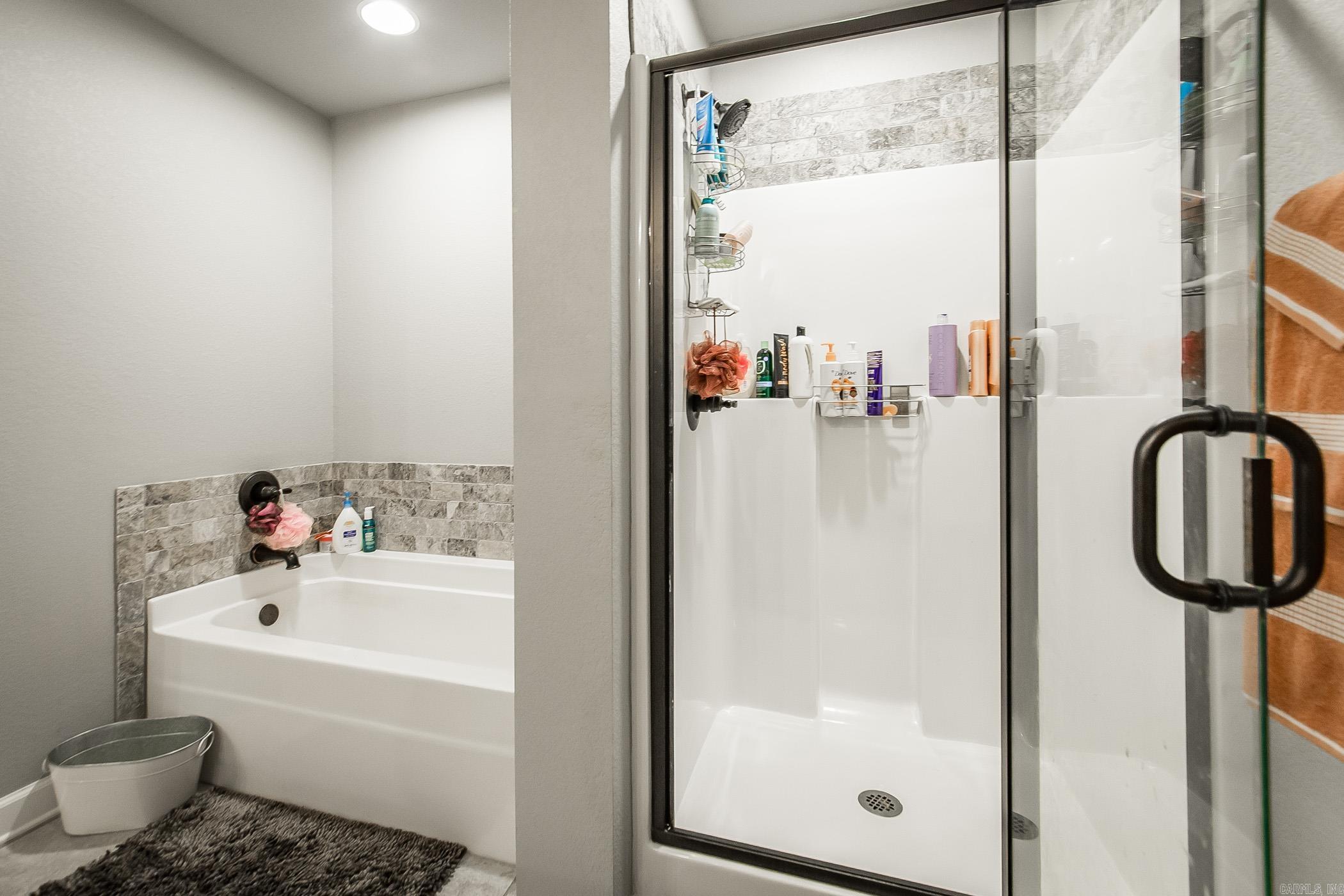 HUNTINGTON PLACE - Residential