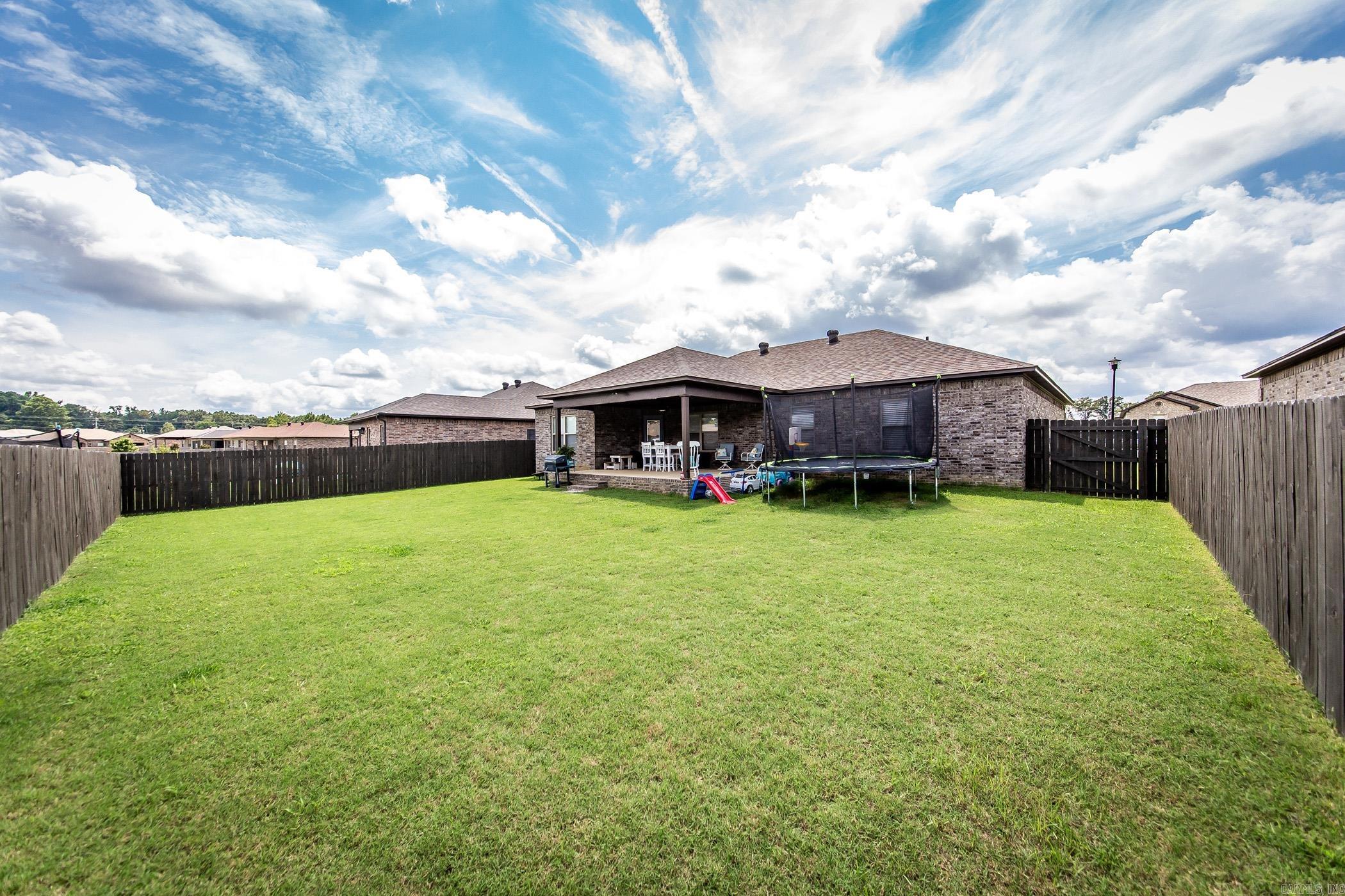 HUNTINGTON PLACE - Residential