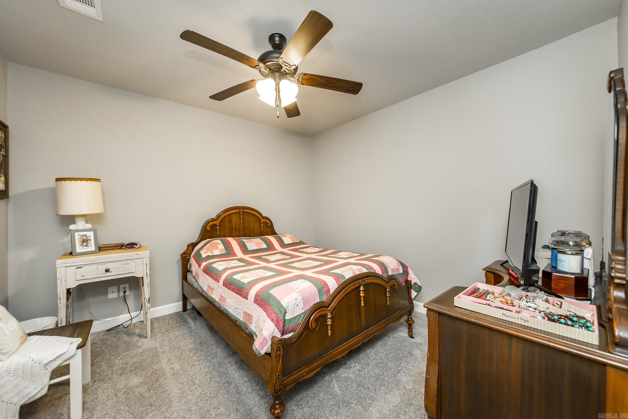 HUNTINGTON PLACE - Residential