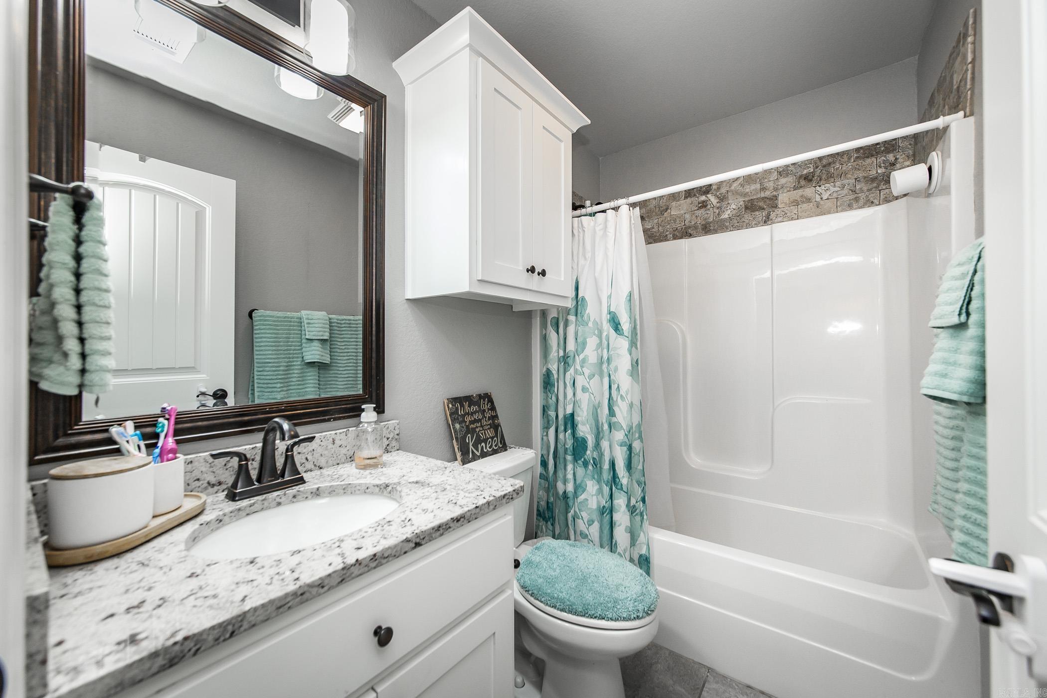 HUNTINGTON PLACE - Residential