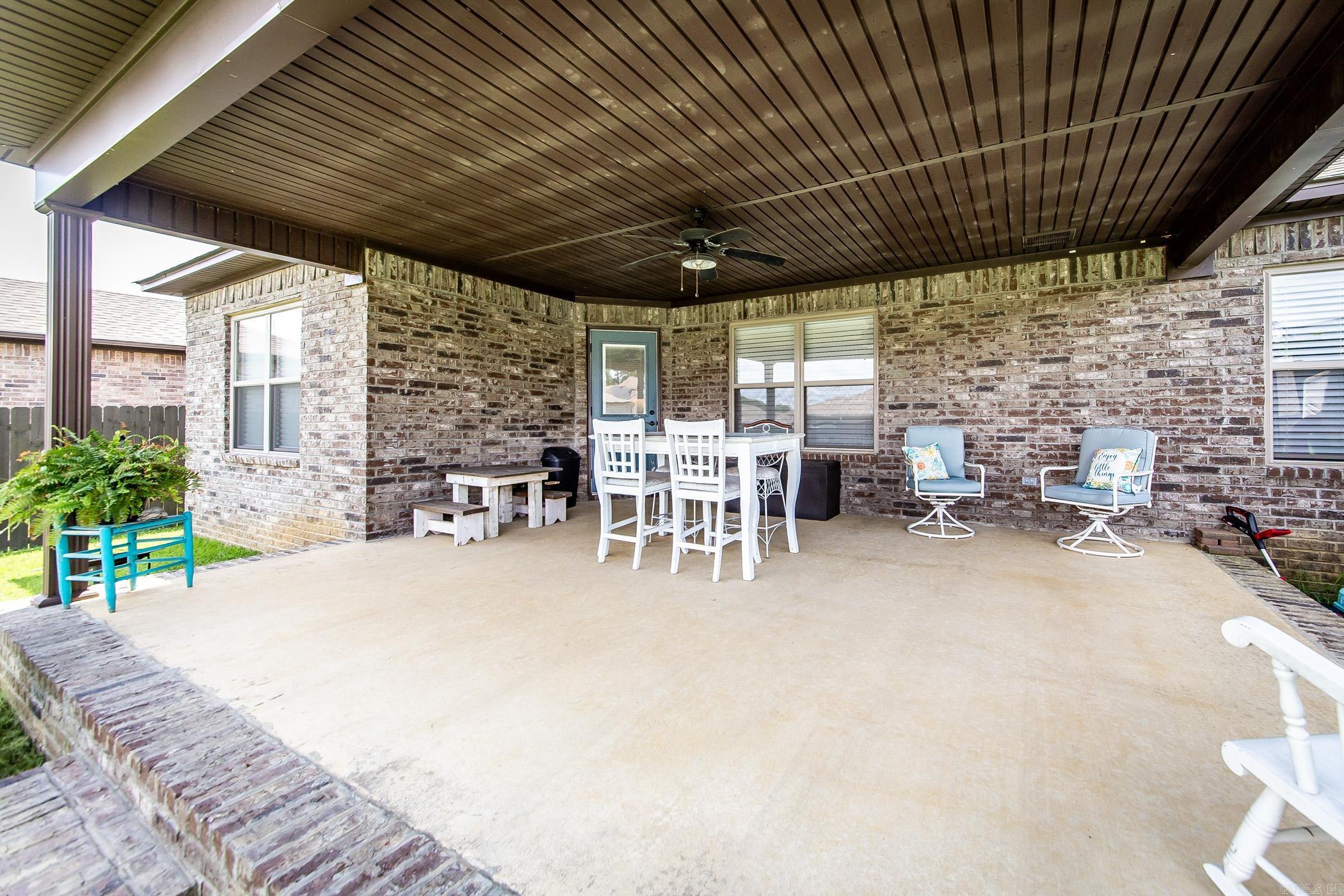 HUNTINGTON PLACE - Residential