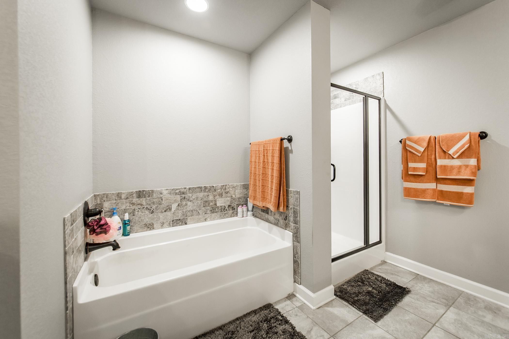 HUNTINGTON PLACE - Residential