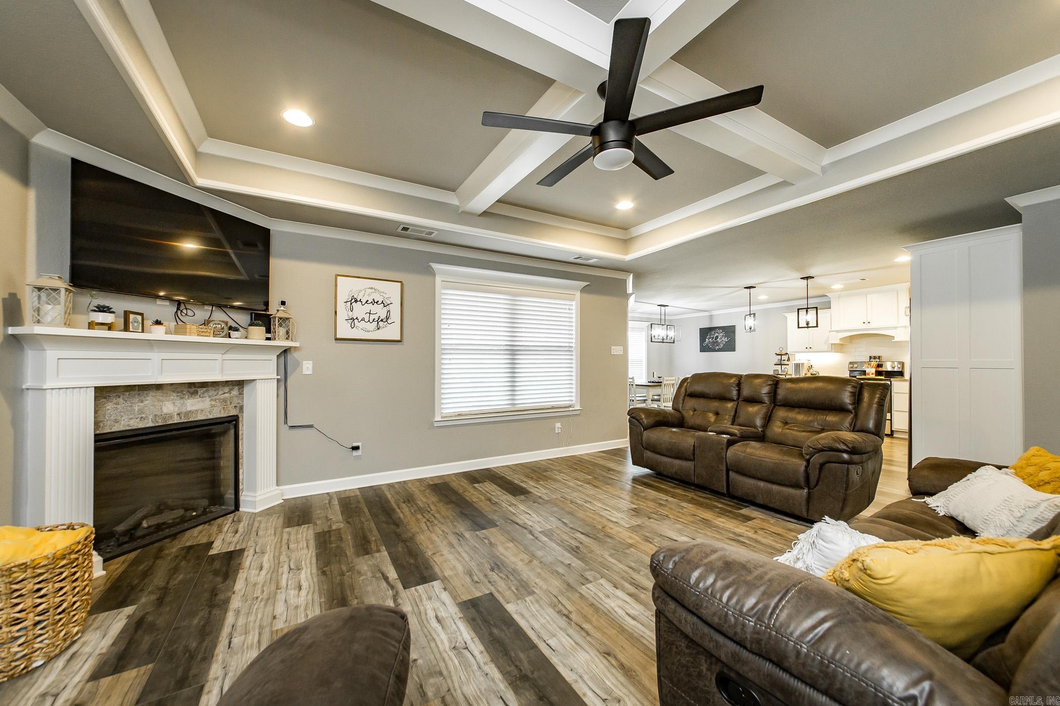 HUNTINGTON PLACE - Residential