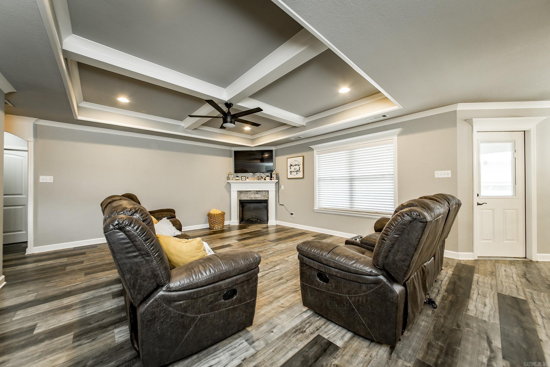 HUNTINGTON PLACE - Residential