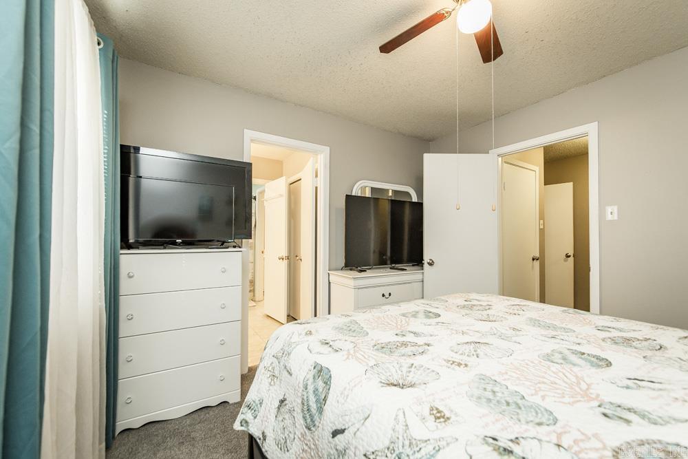 OAK CREST - Residential