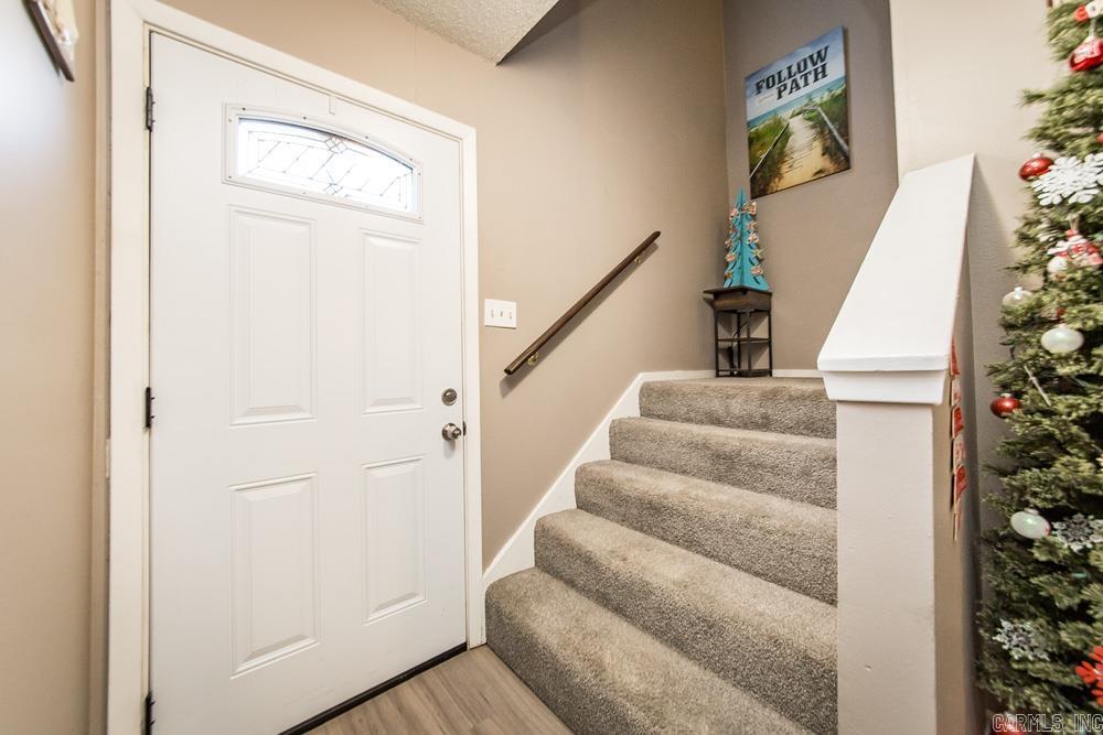 OAK CREST - Residential