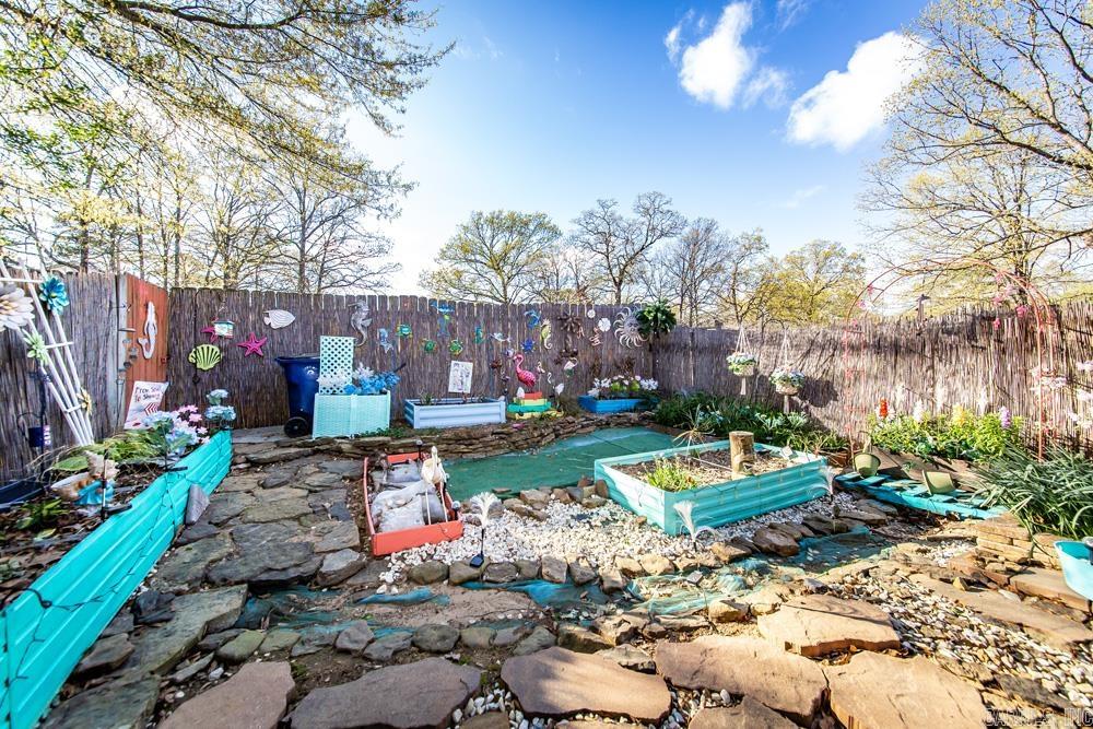 OAK CREST - Residential